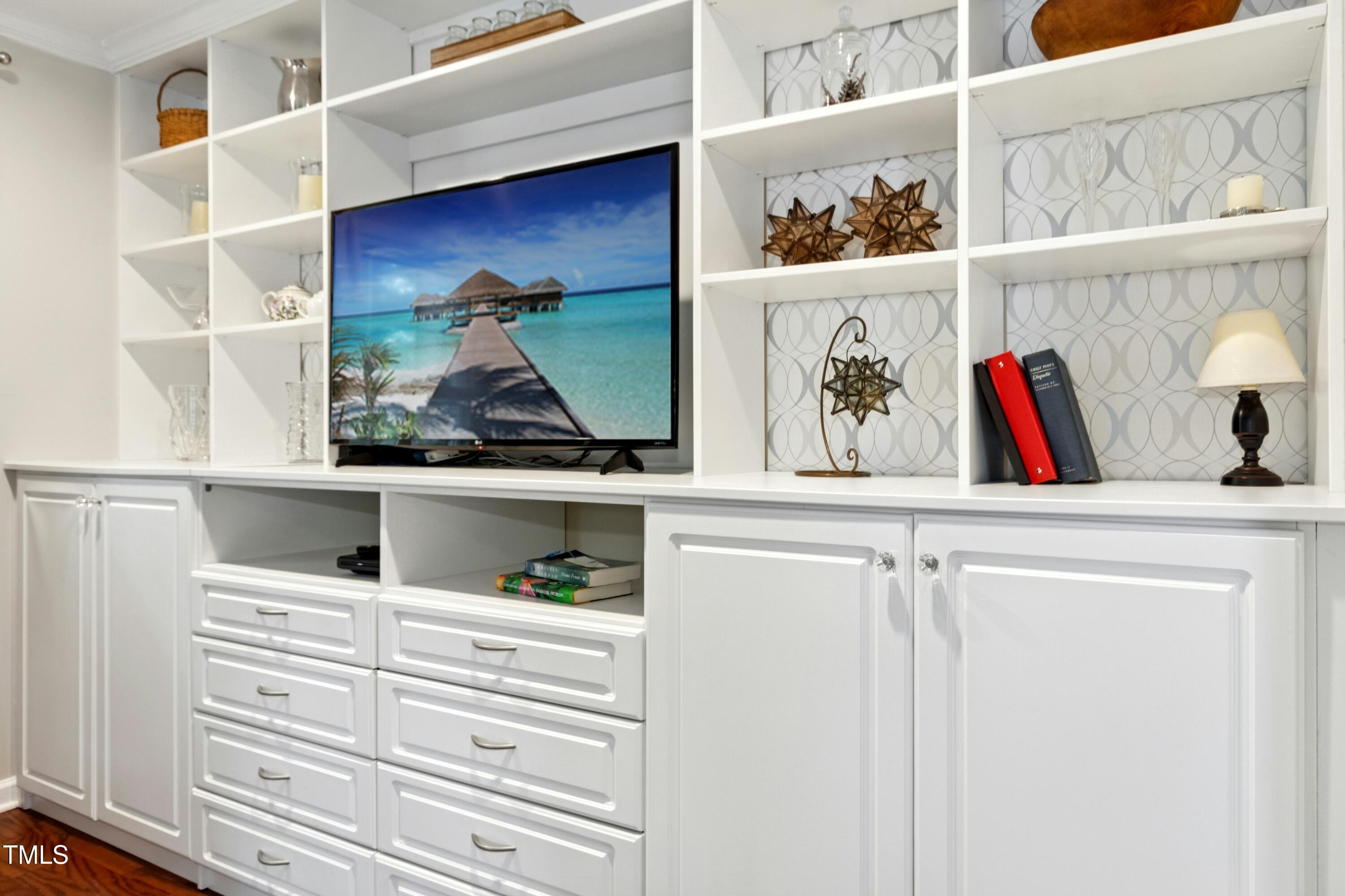 1106 Woodbriar Street