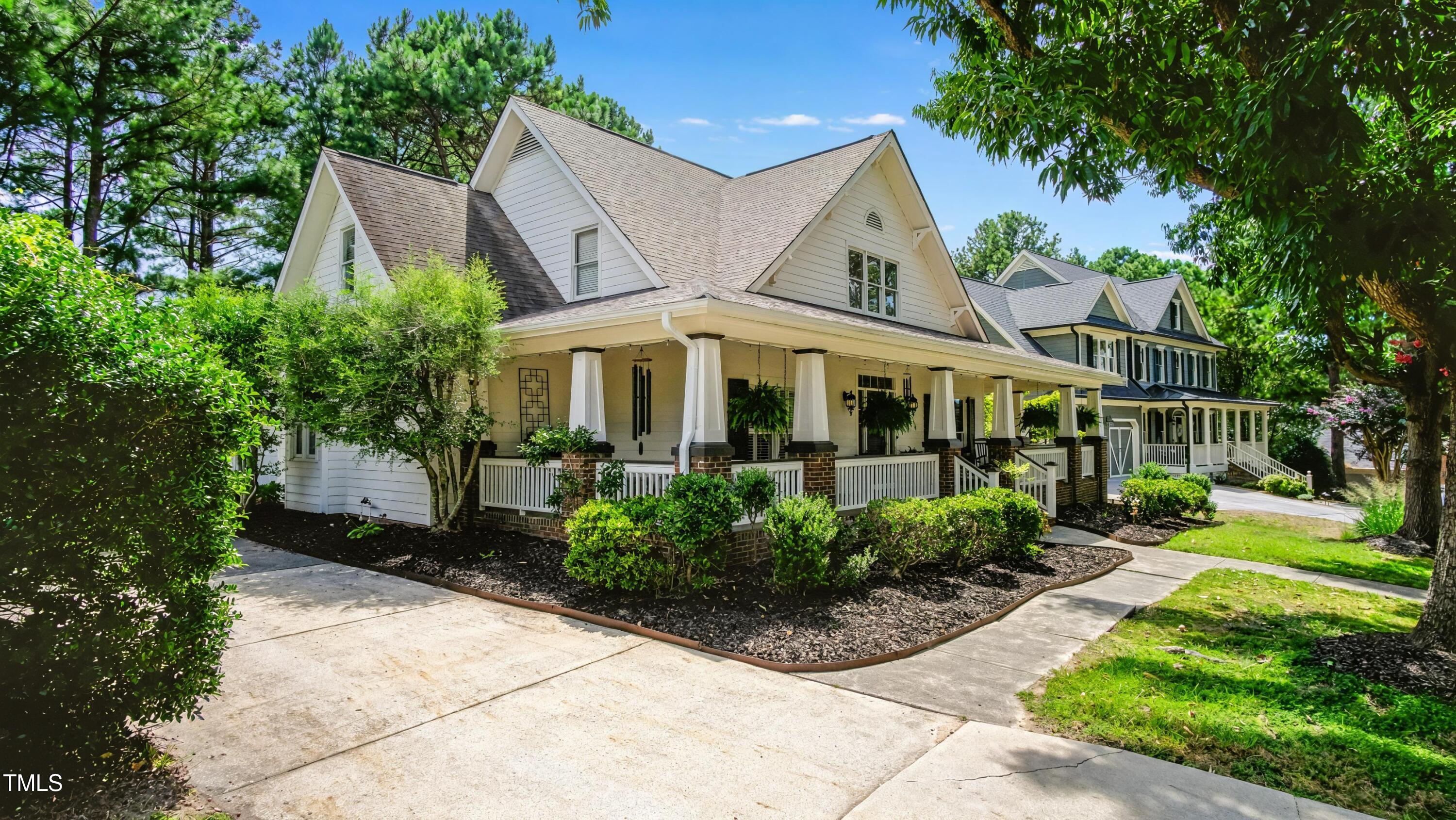 1300 Brewer Jackson Court