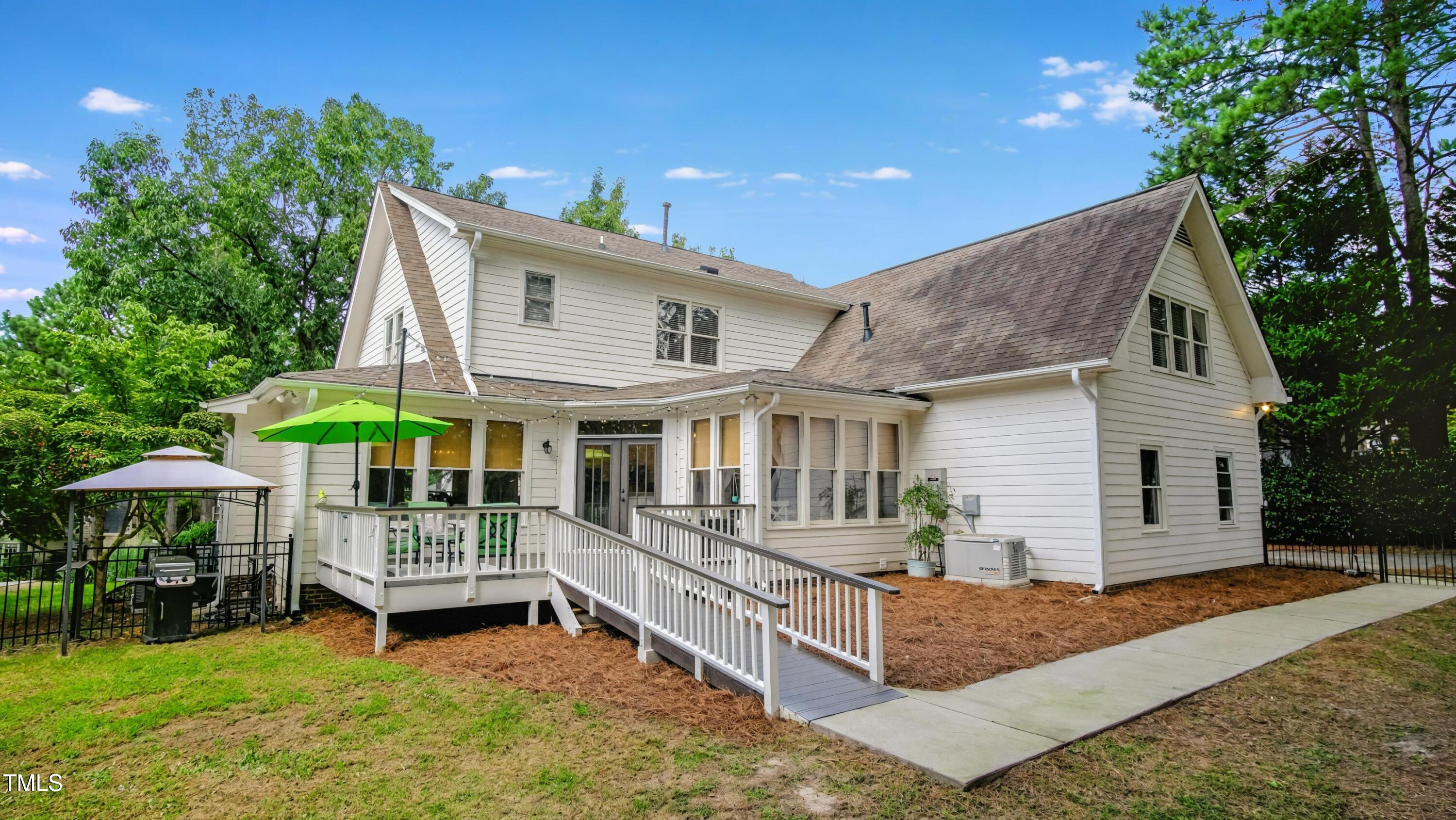 1300 Brewer Jackson Court