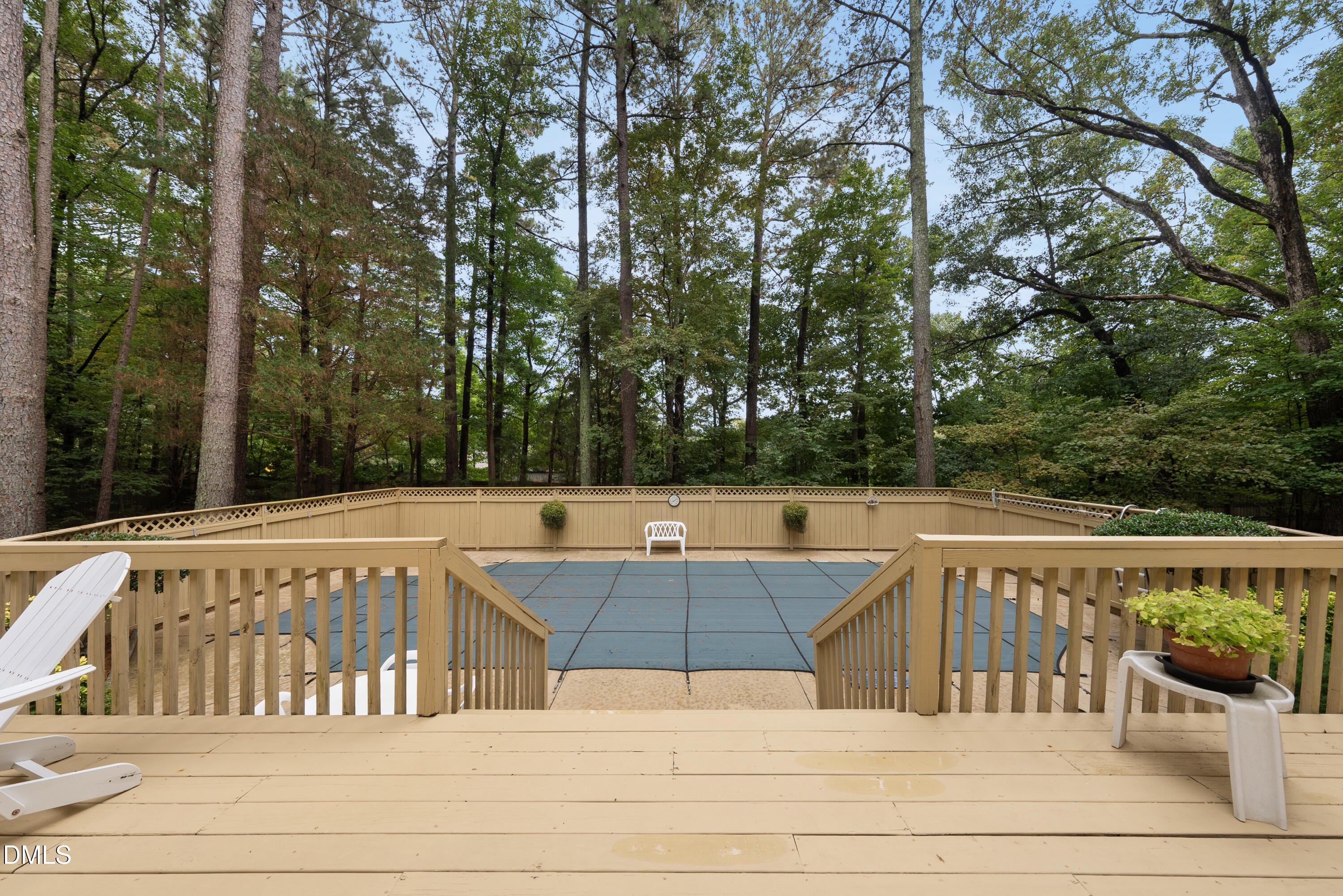 717 Misty Isle Place