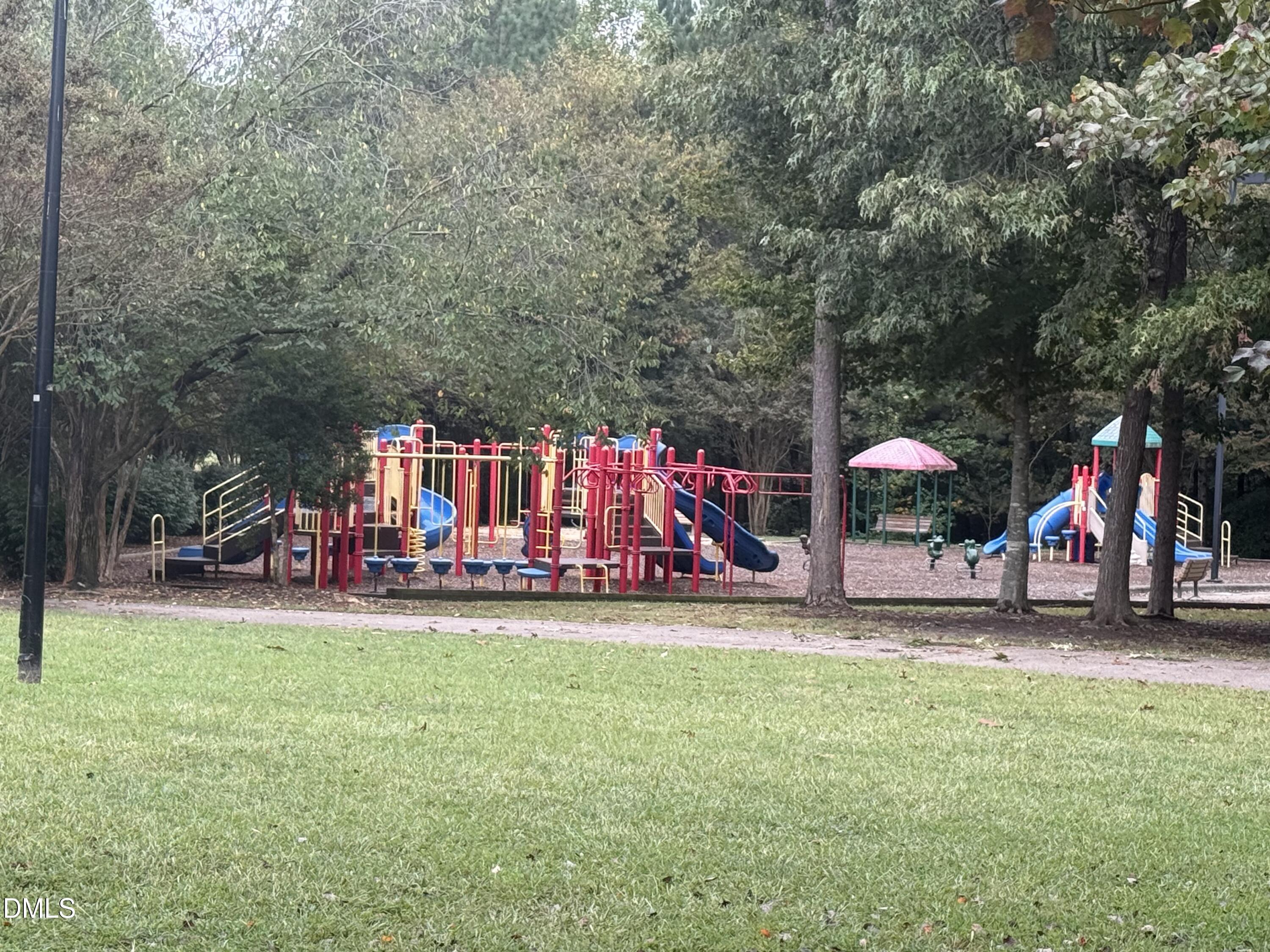 717 Misty Isle Place