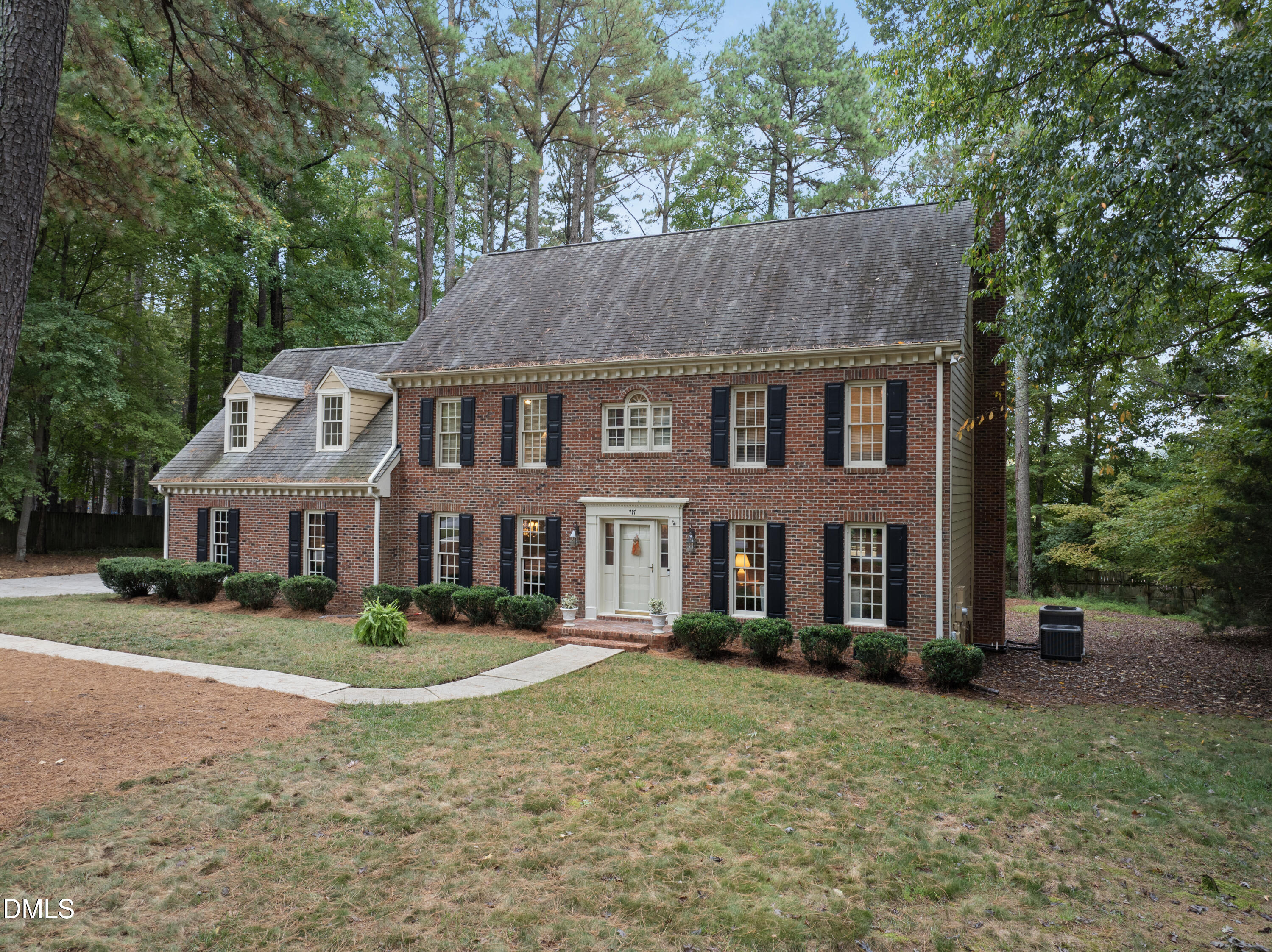 717 Misty Isle Place