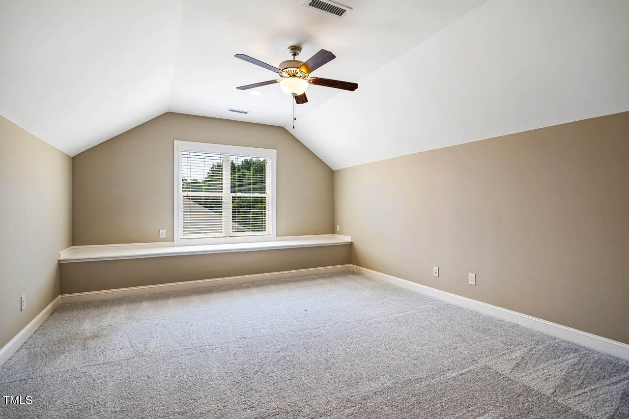 610 Bennett Mountain