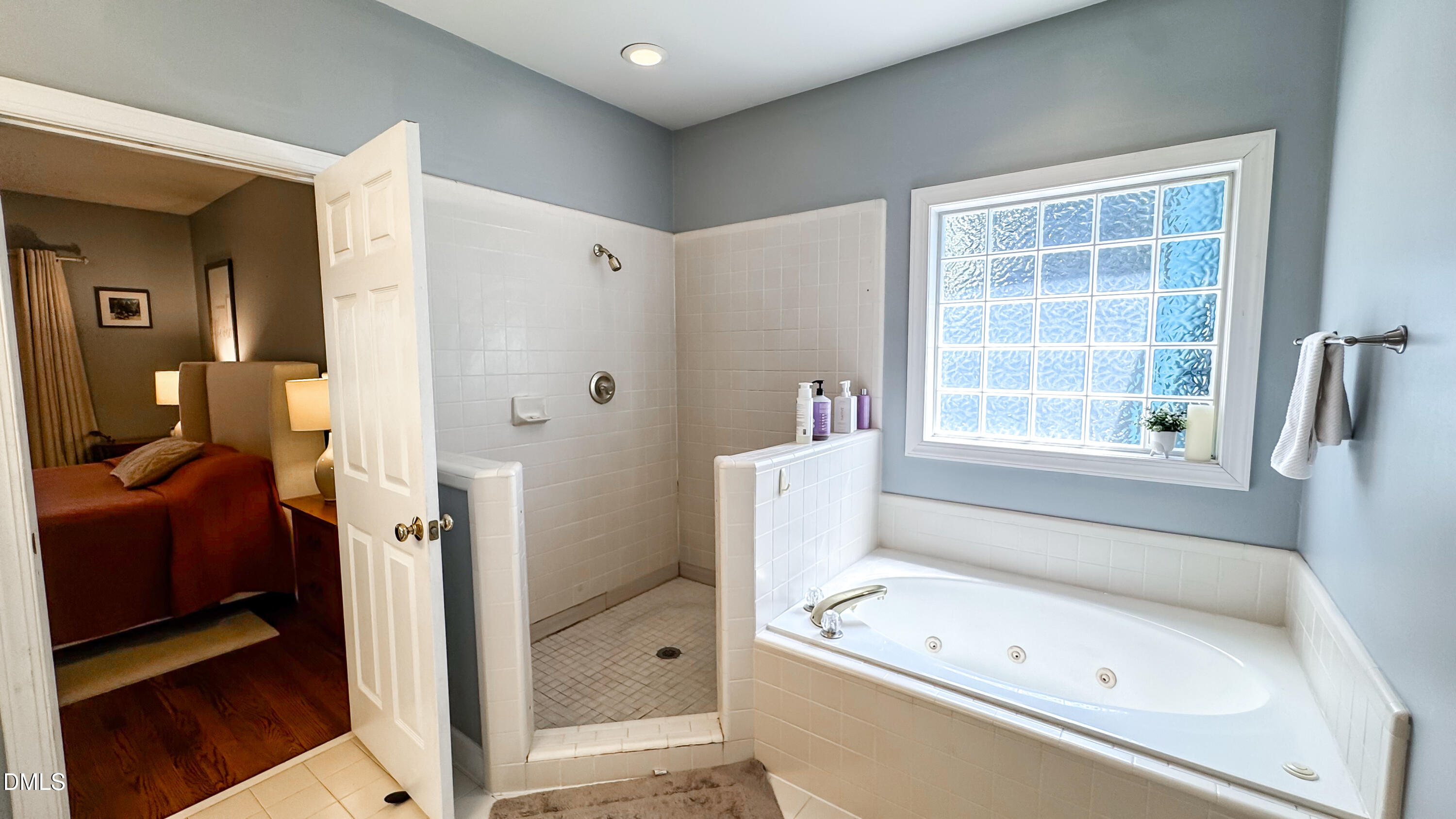 3120 Summer Oaks Drive