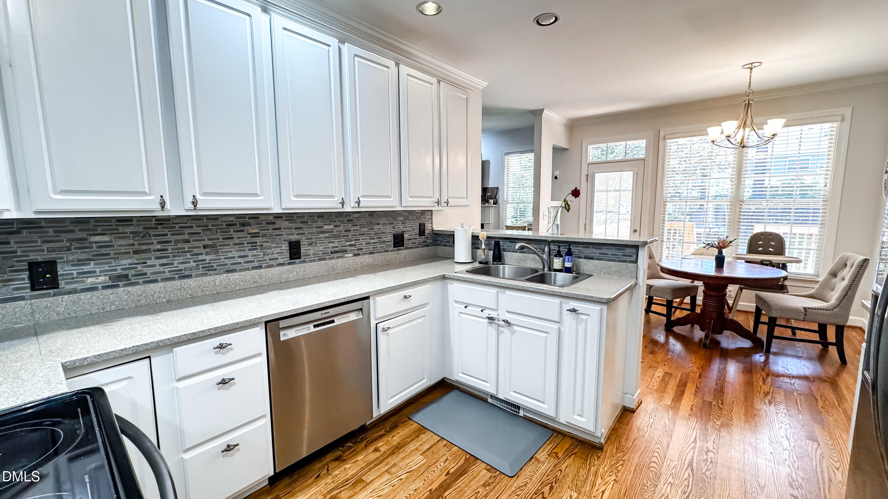 3120 Summer Oaks Drive