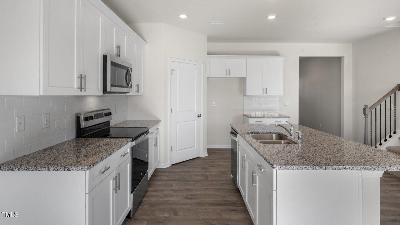 10 Babbling Creek Drive
