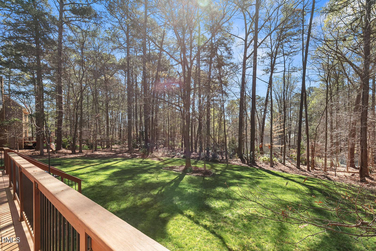 12037 Deer Run