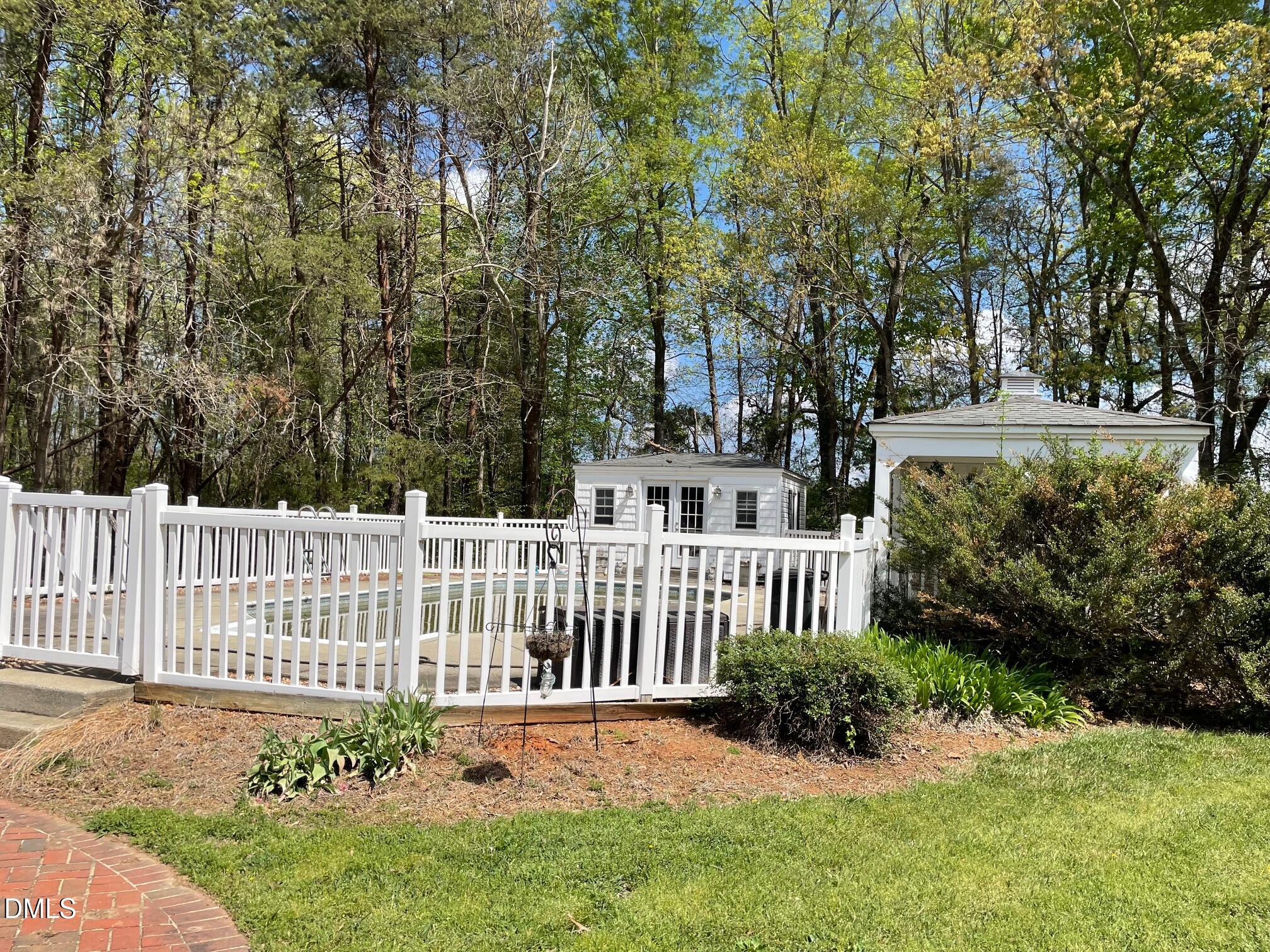 3261 Huffines Drive