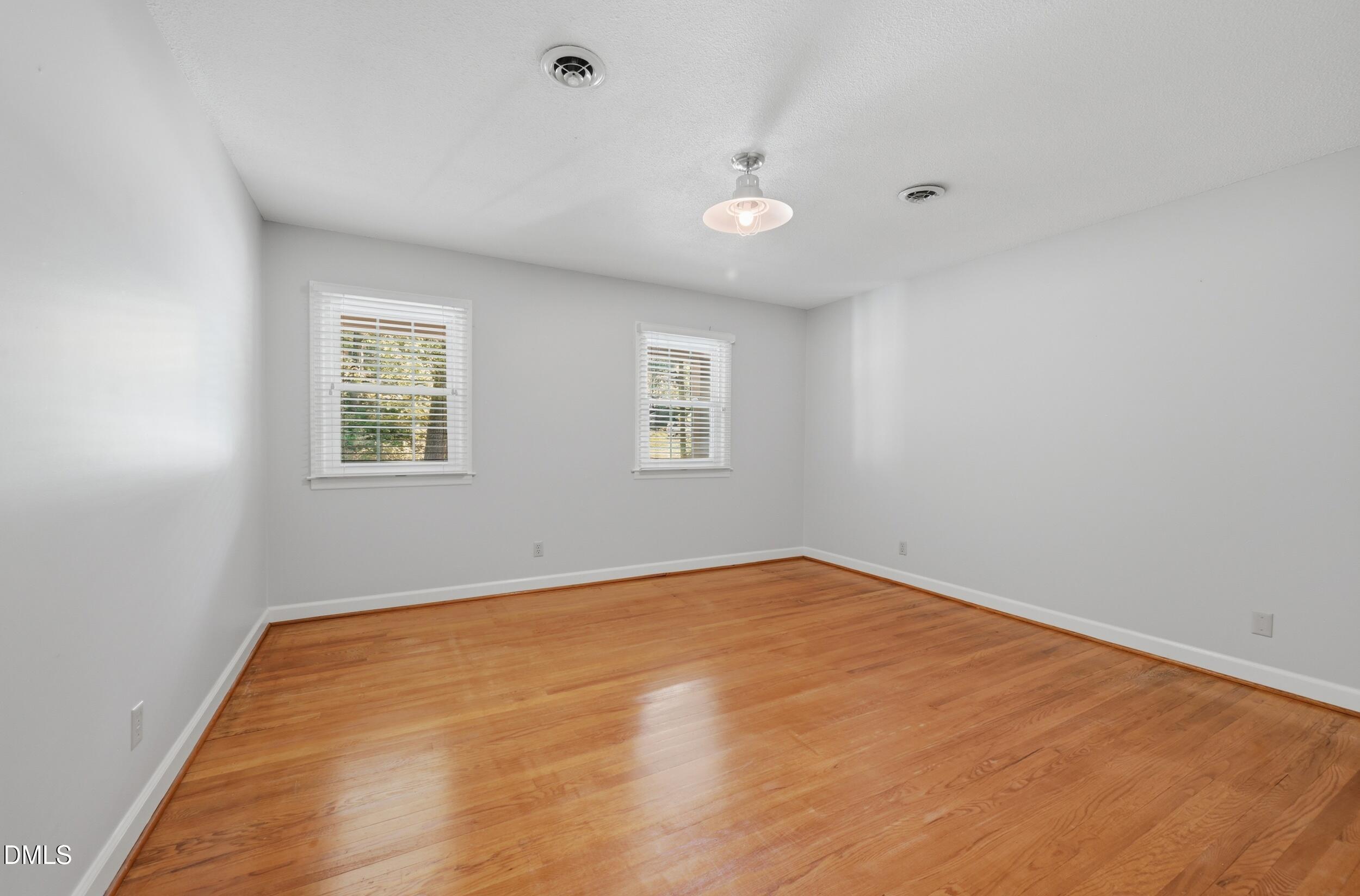 4905 Oak Park Road