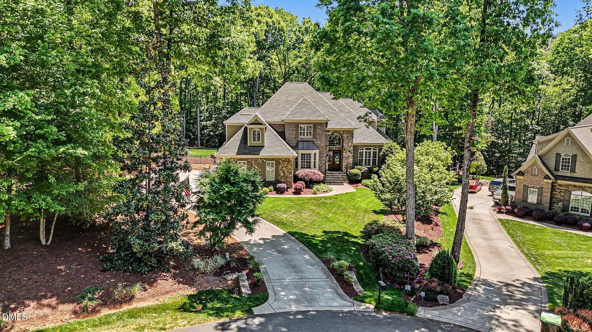 12204 The Gates Drive