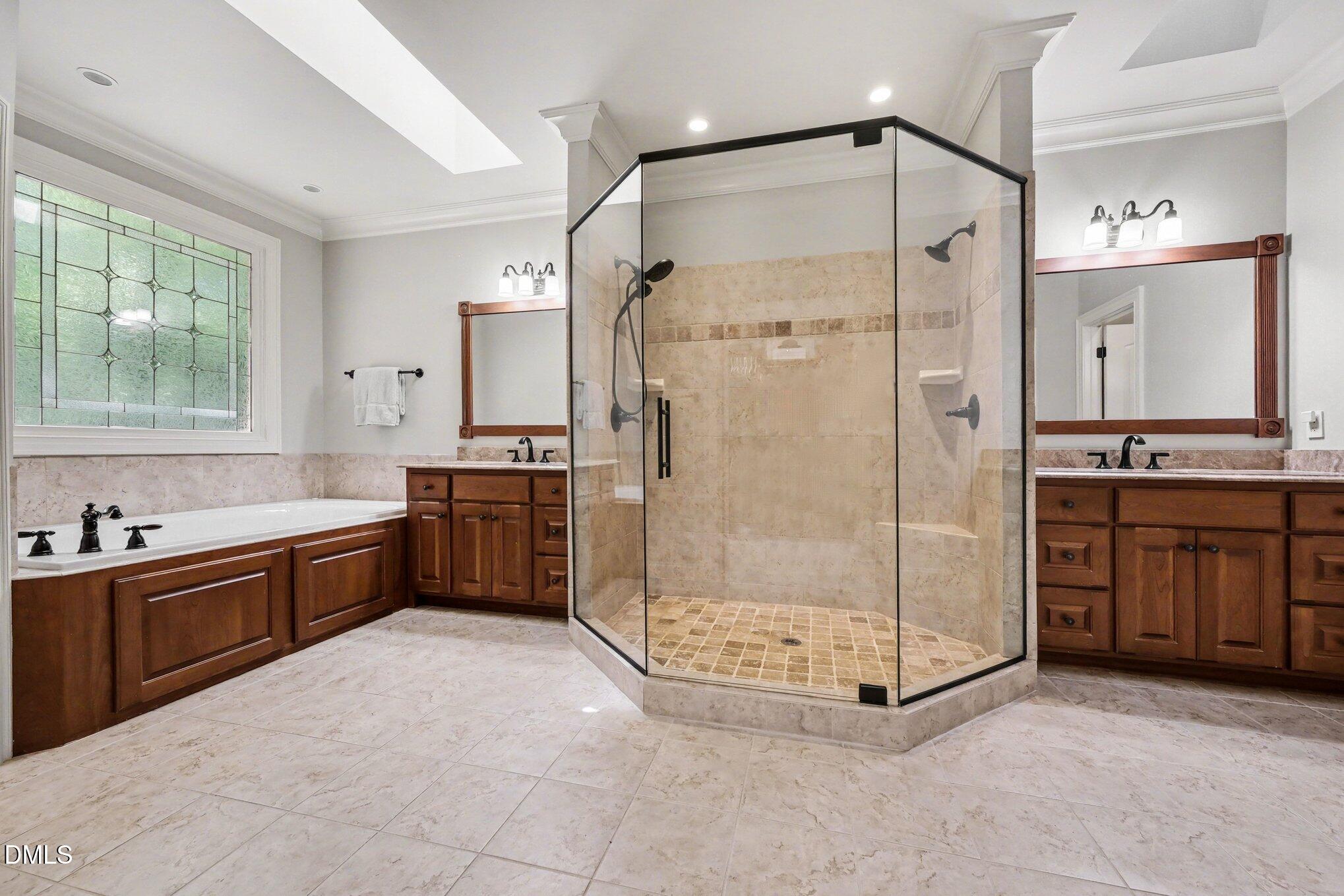 12204 The Gates Drive