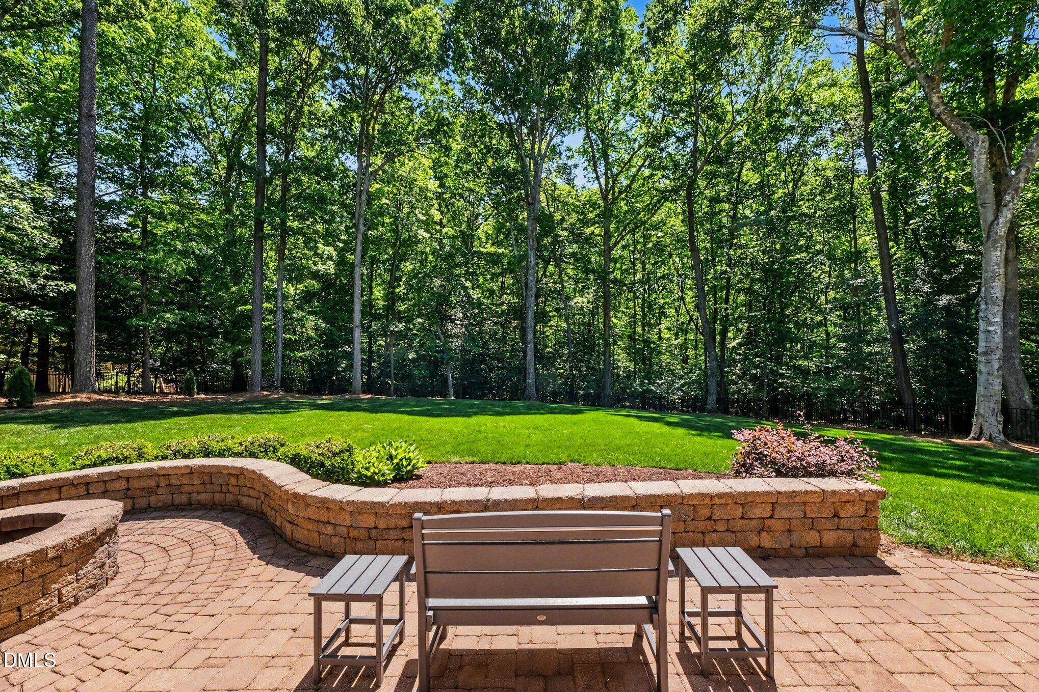 12204 The Gates Drive