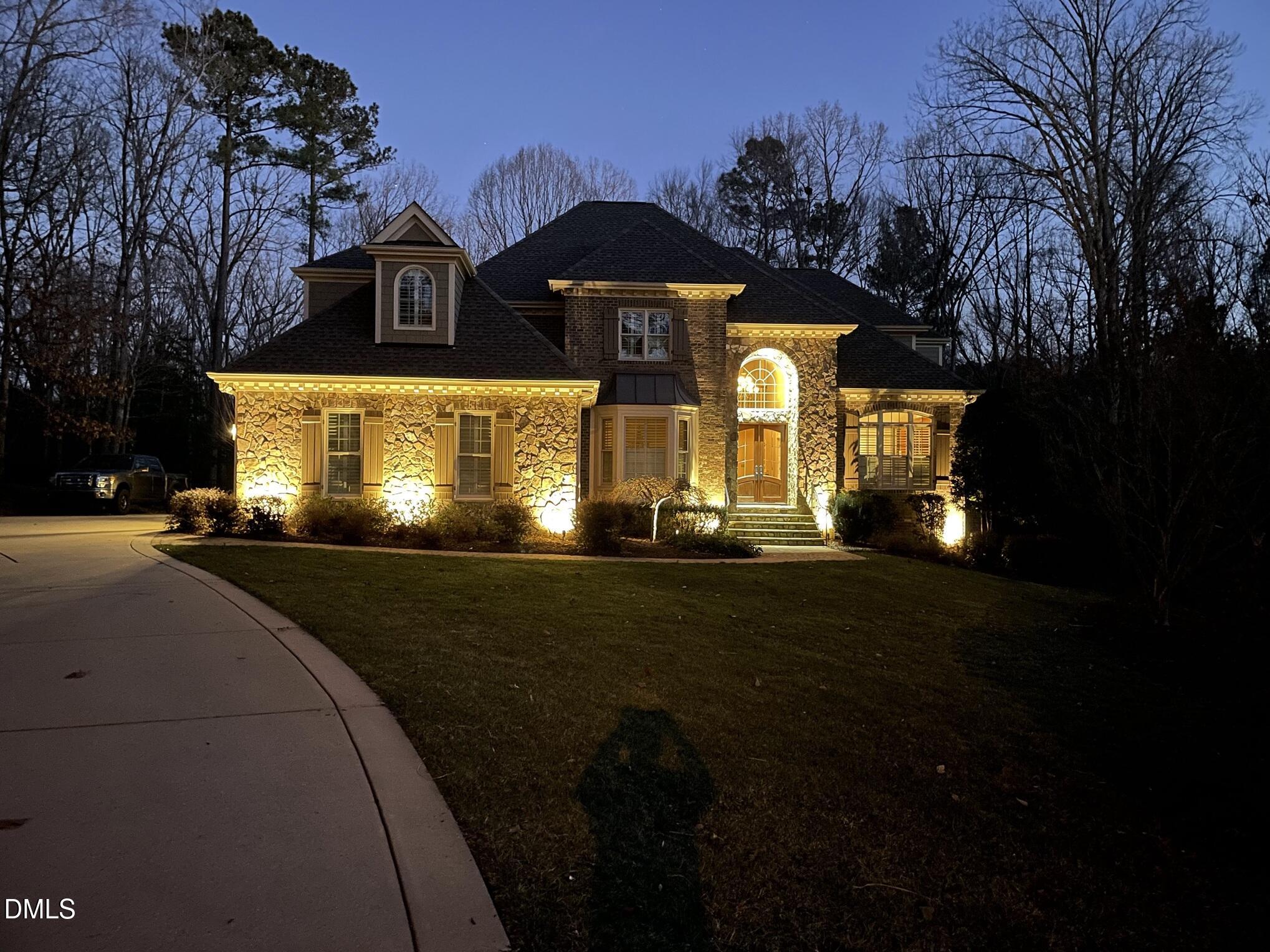 12204 The Gates Drive