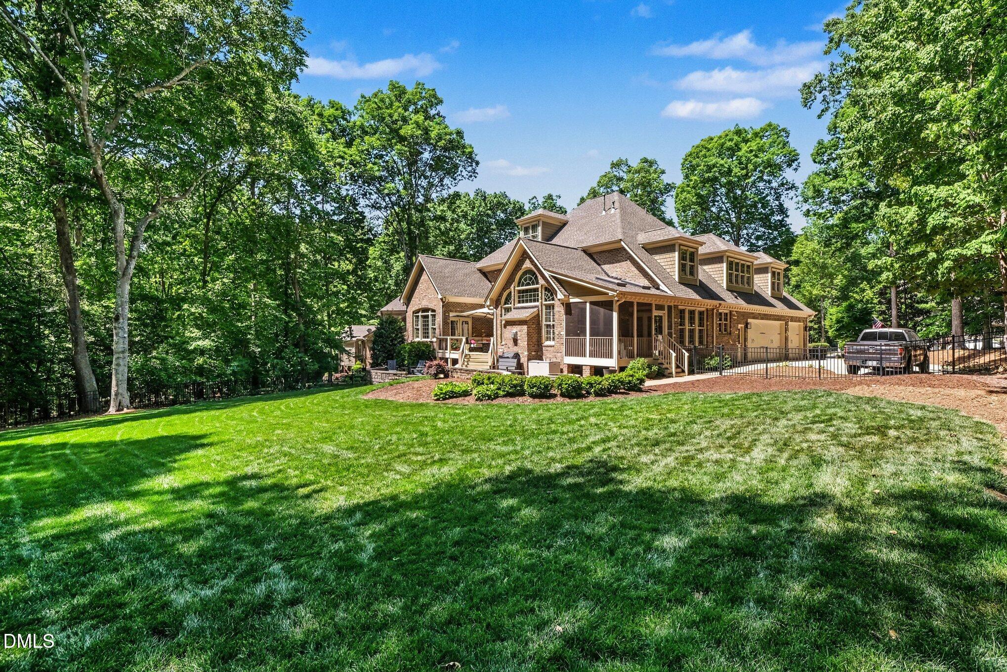 12204 The Gates Drive