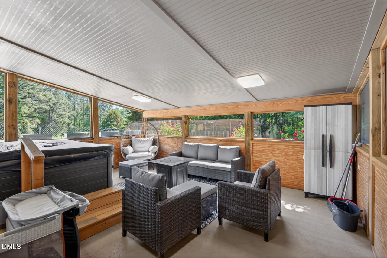 350 Hamp Falkner Road