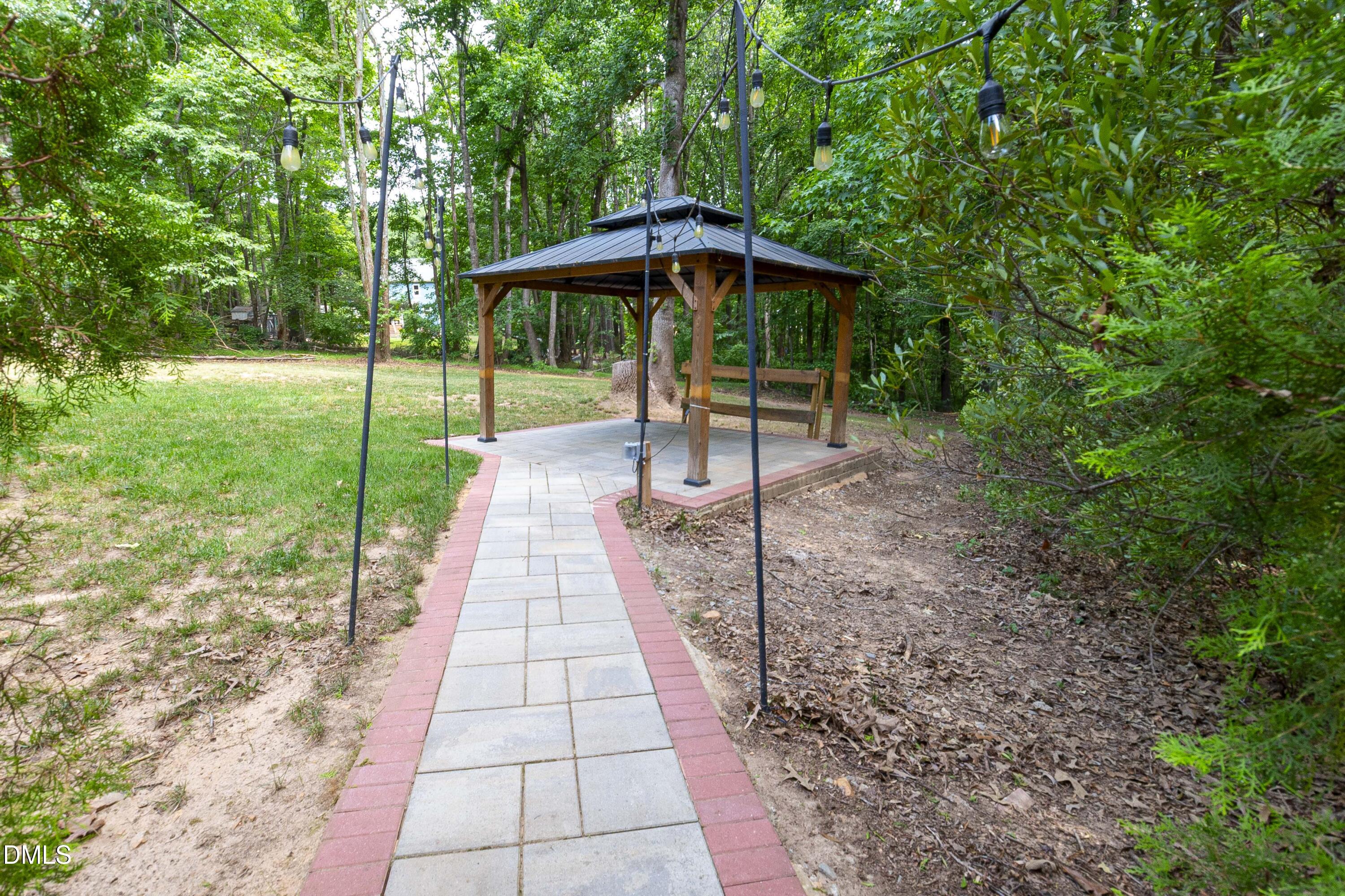 1000 S Knoll Court