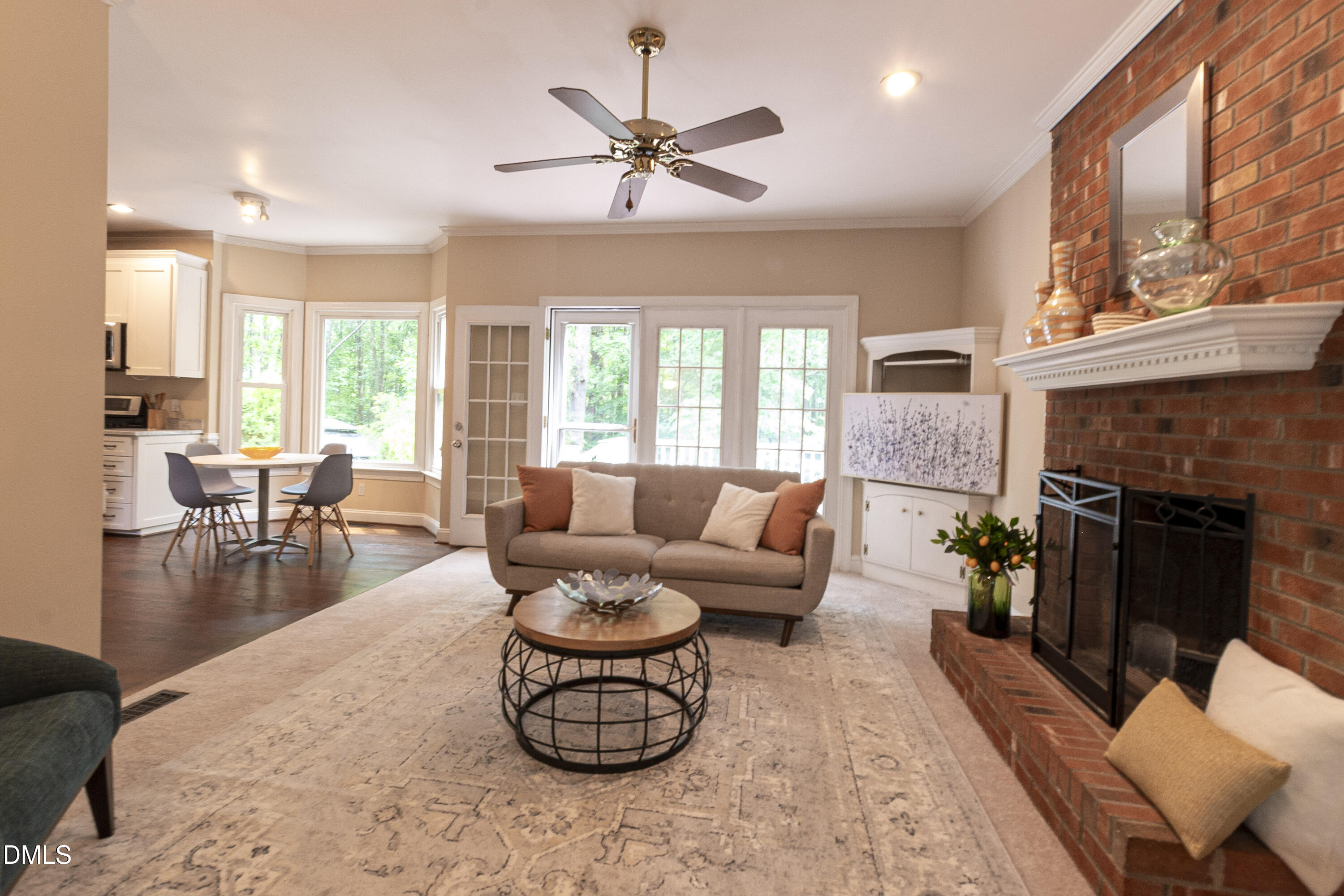 1000 S Knoll Court