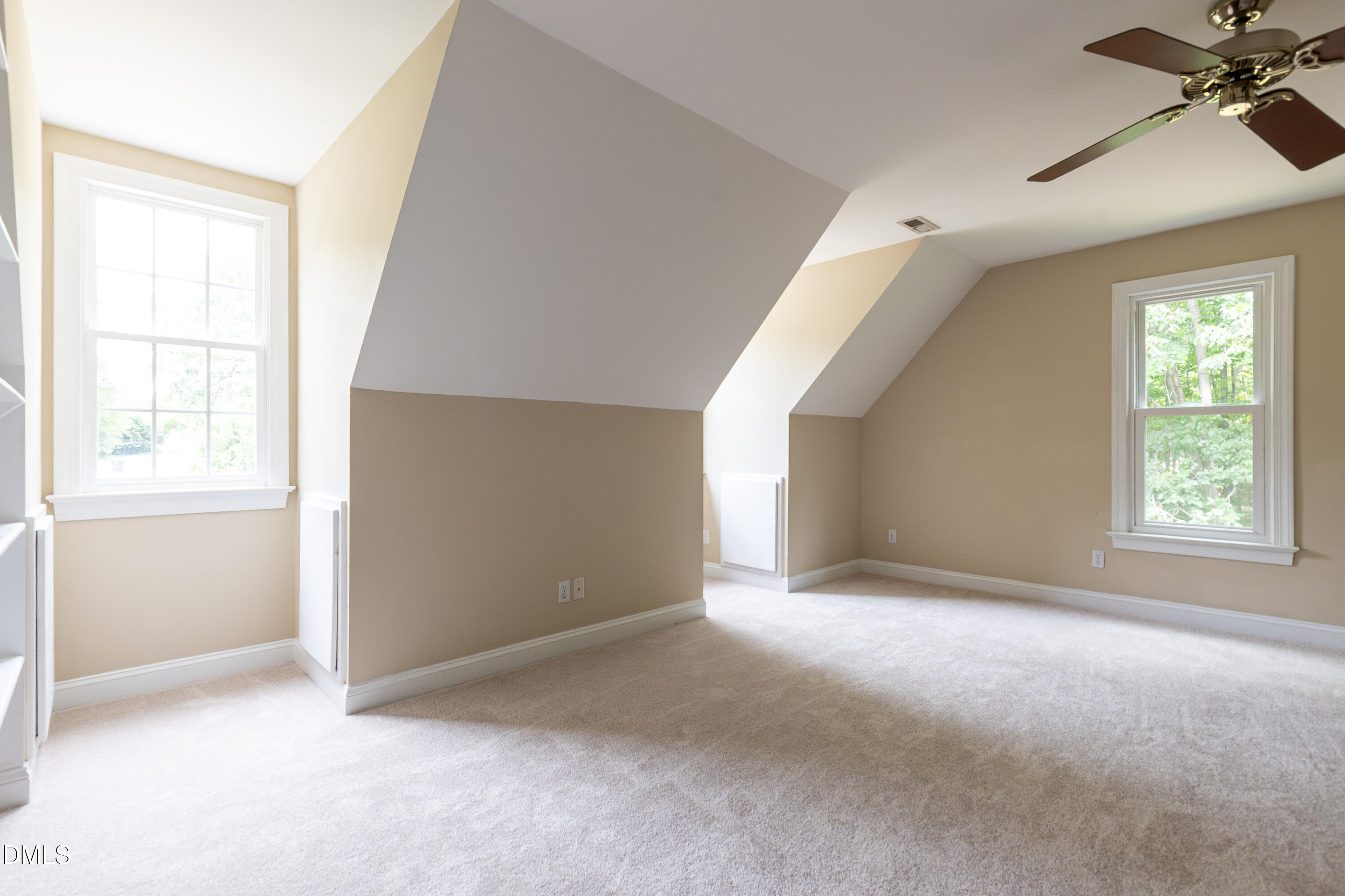 1000 S Knoll Court