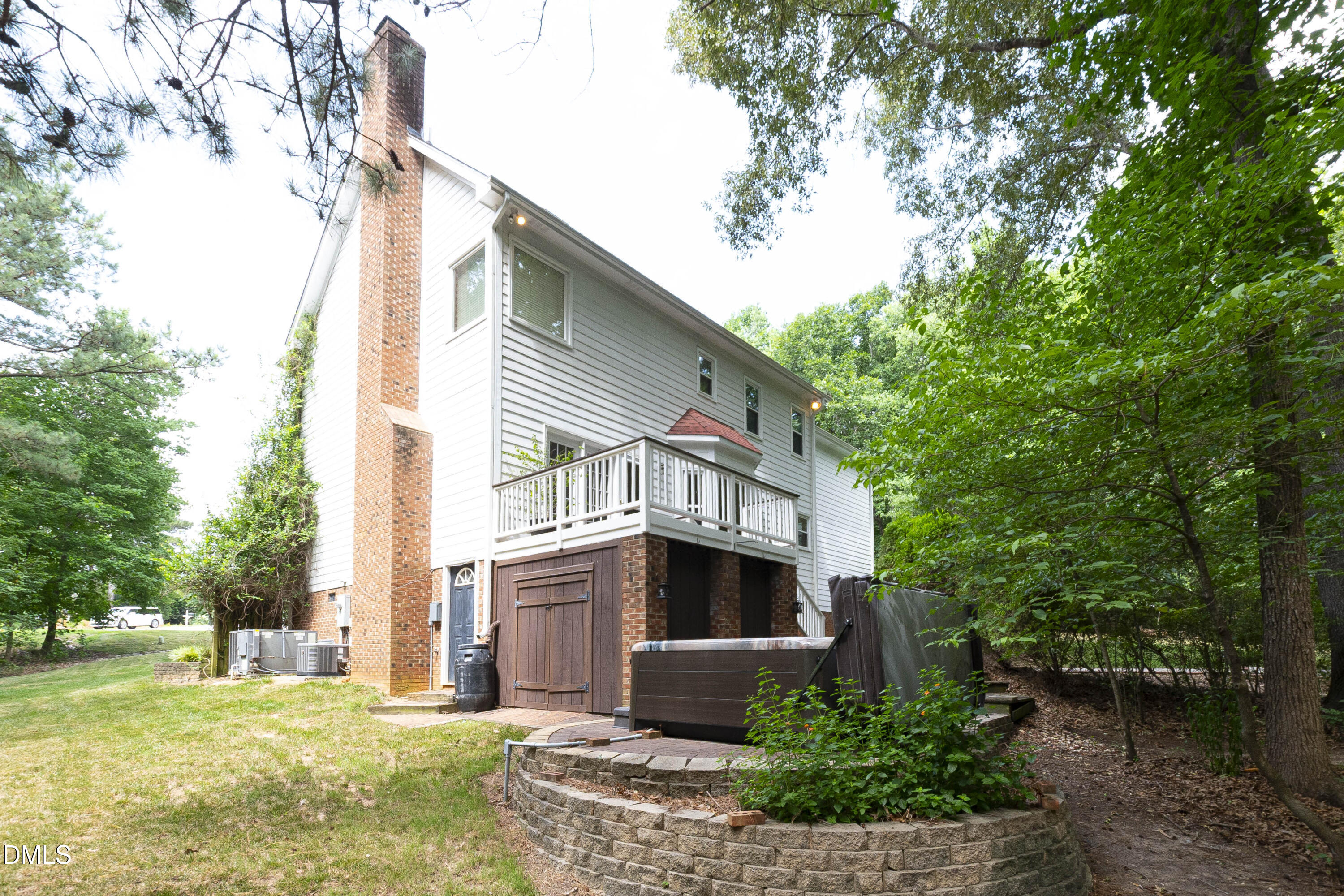 1000 S Knoll Court