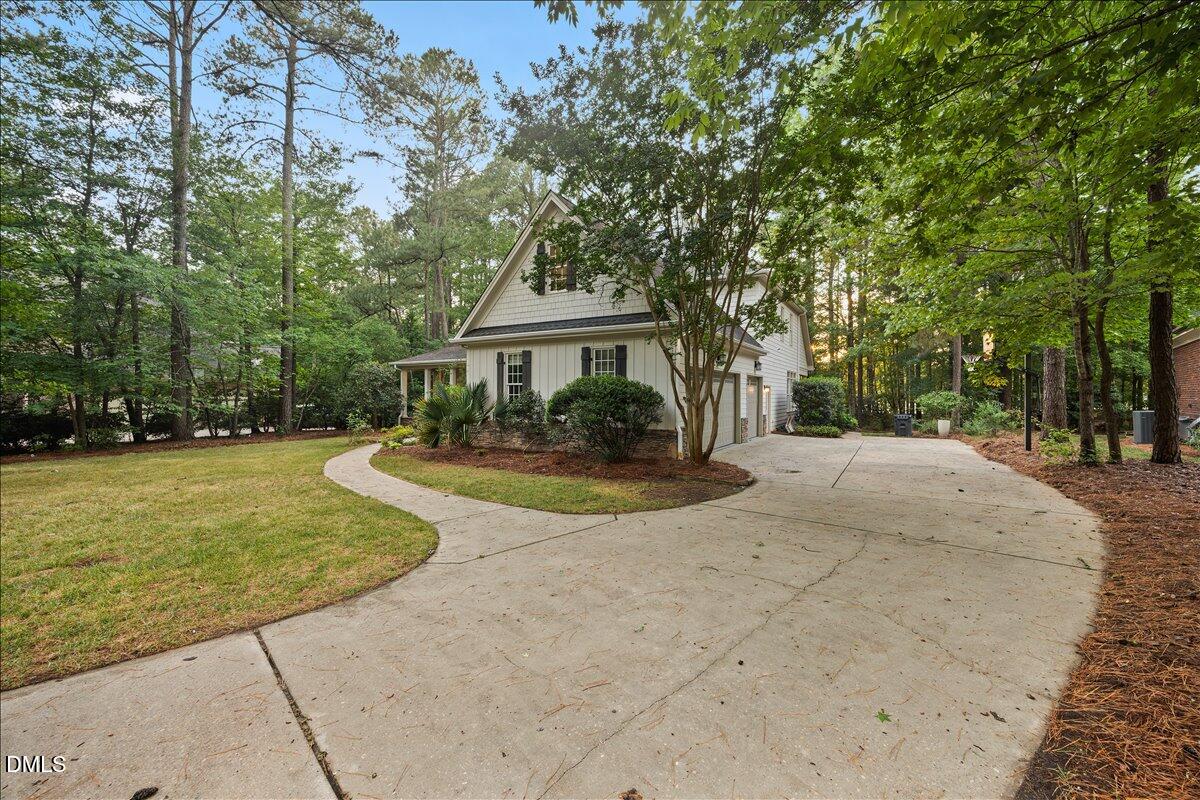 7505 Mossy Glen Court