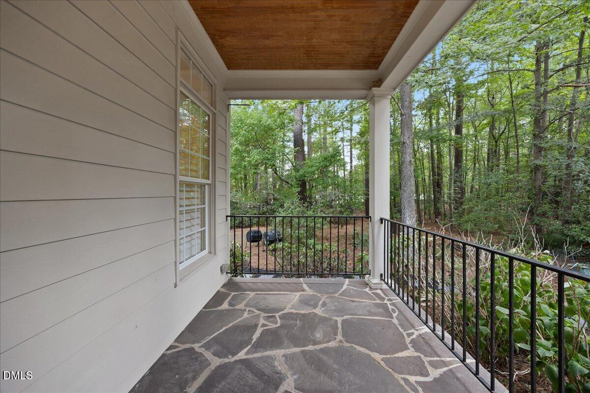 7505 Mossy Glen Court