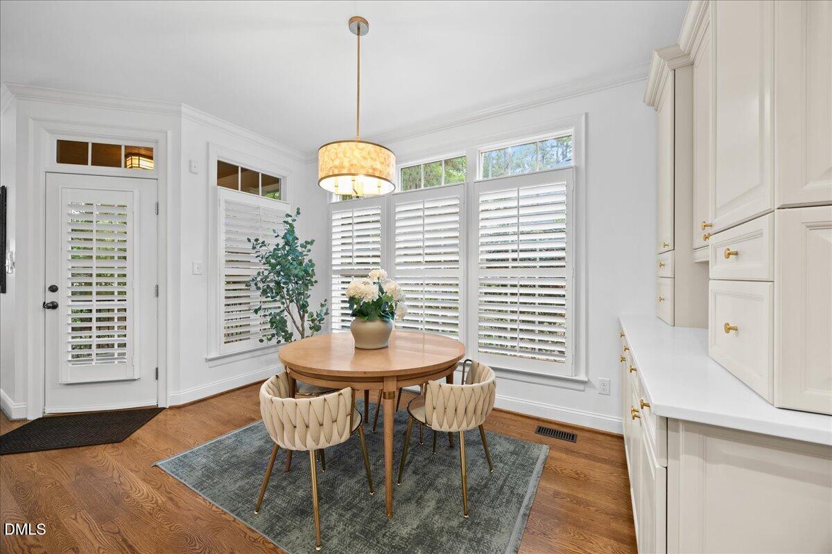 7505 Mossy Glen Court