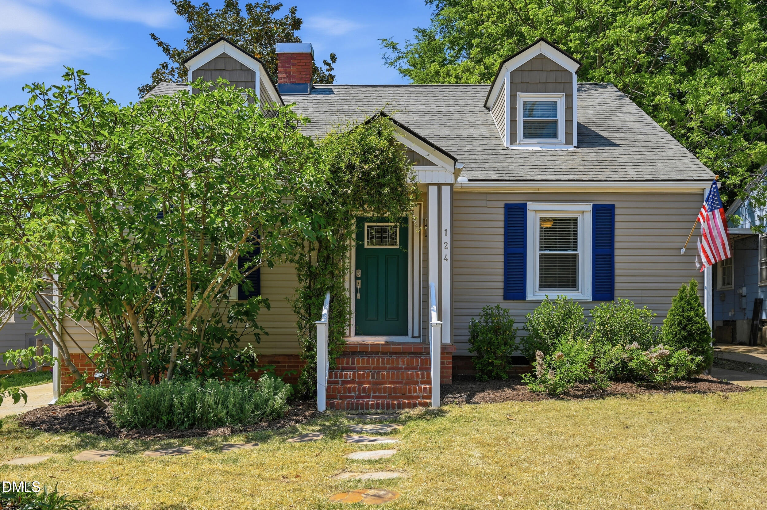 124 S Pettigrew Street