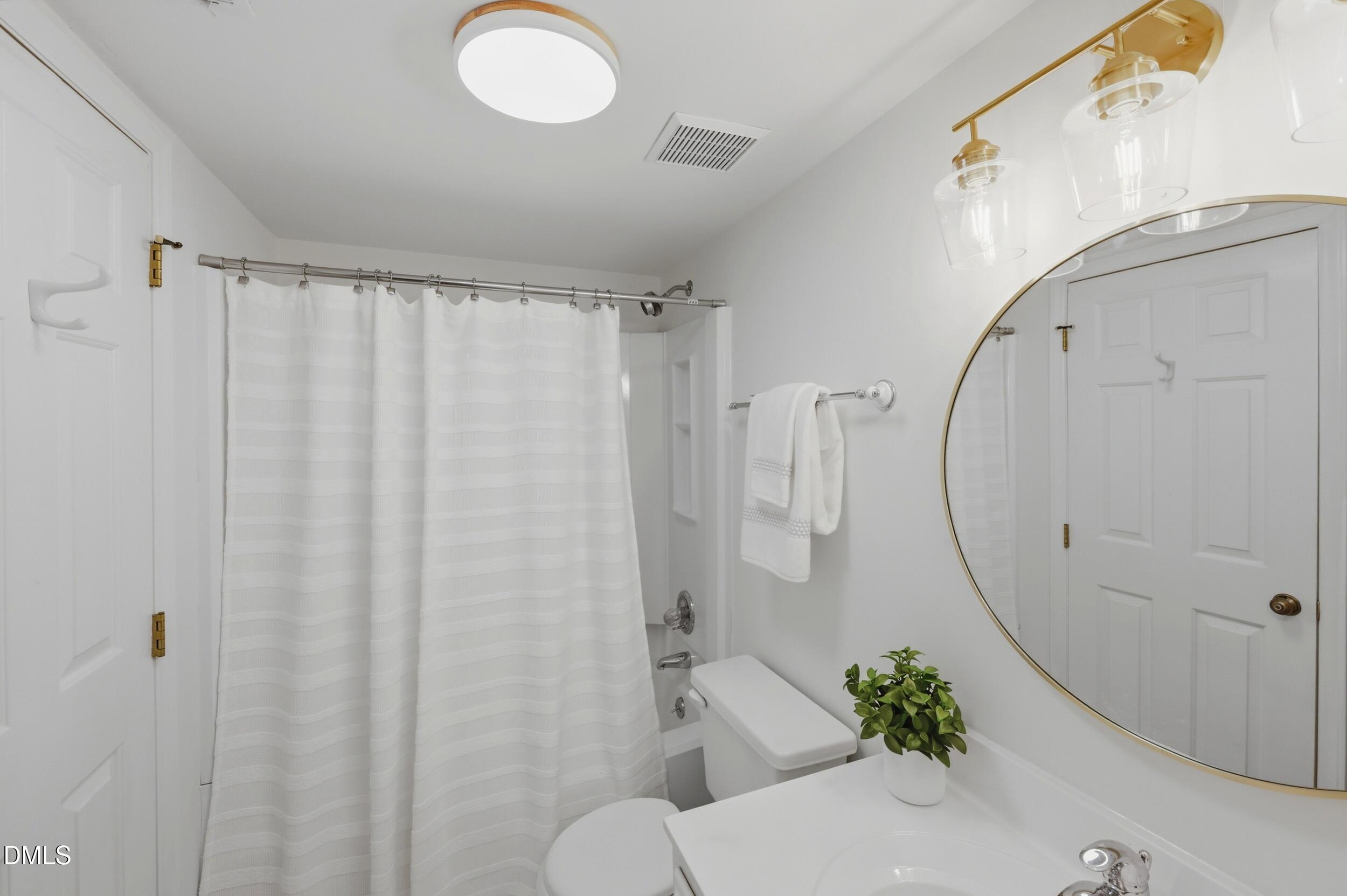 1413 Mapleside Court
