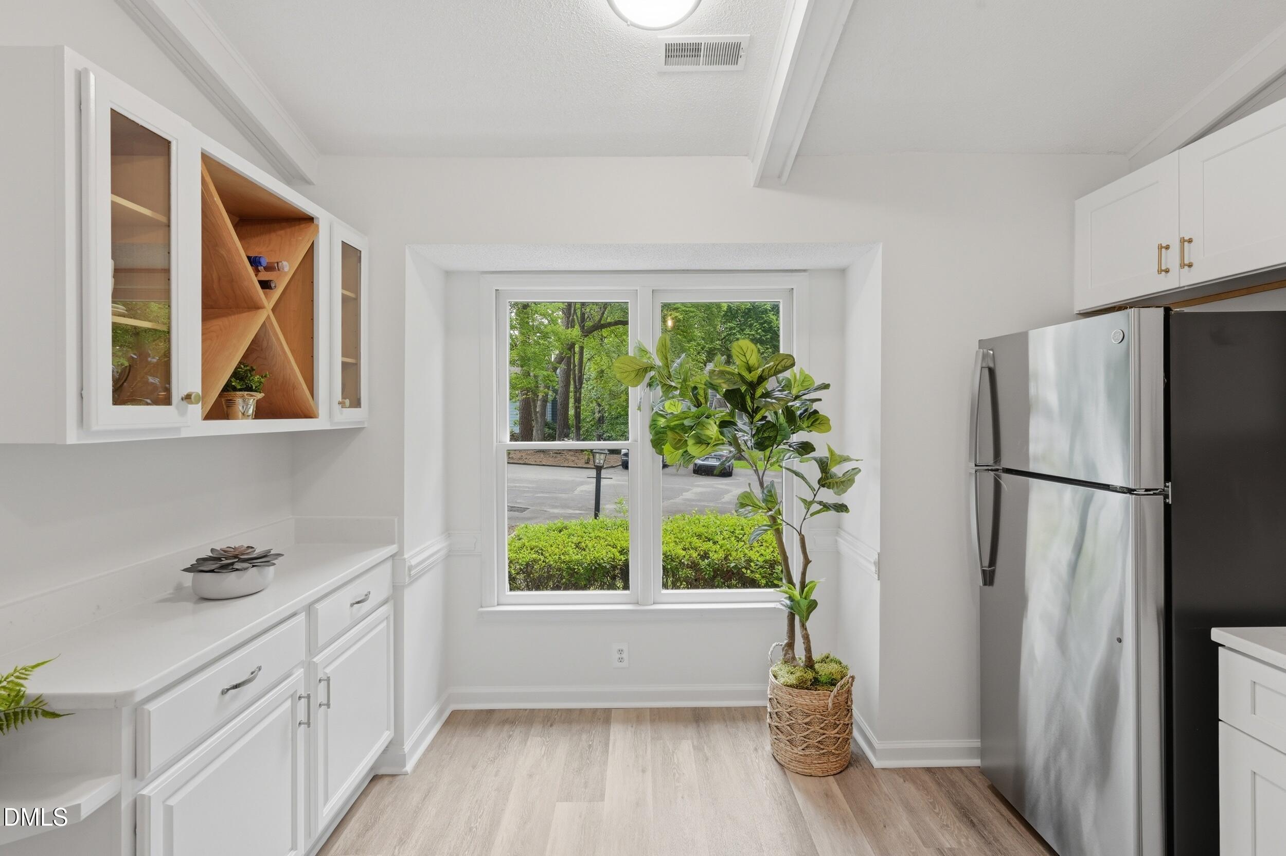 1413 Mapleside Court