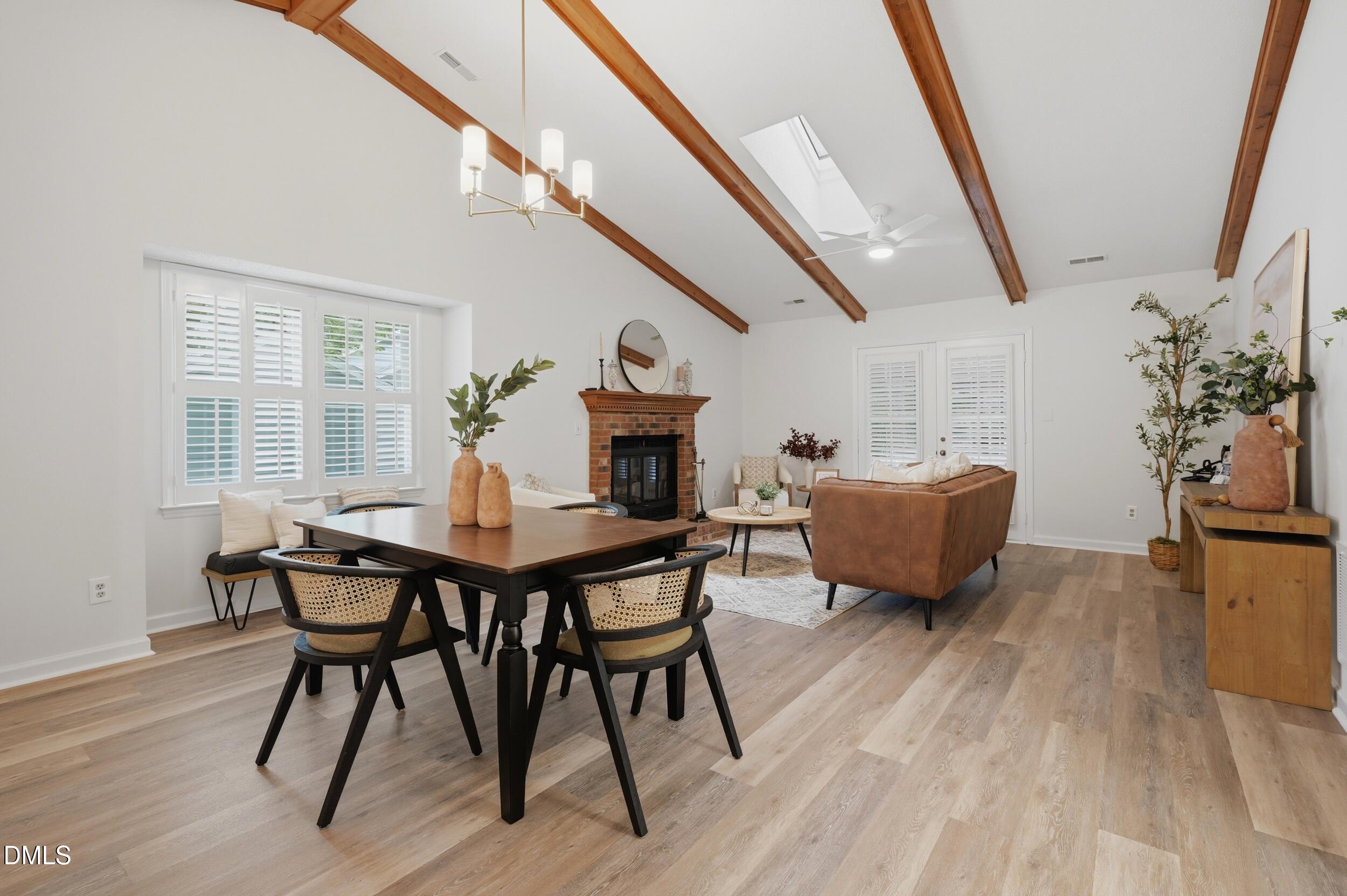 1413 Mapleside Court
