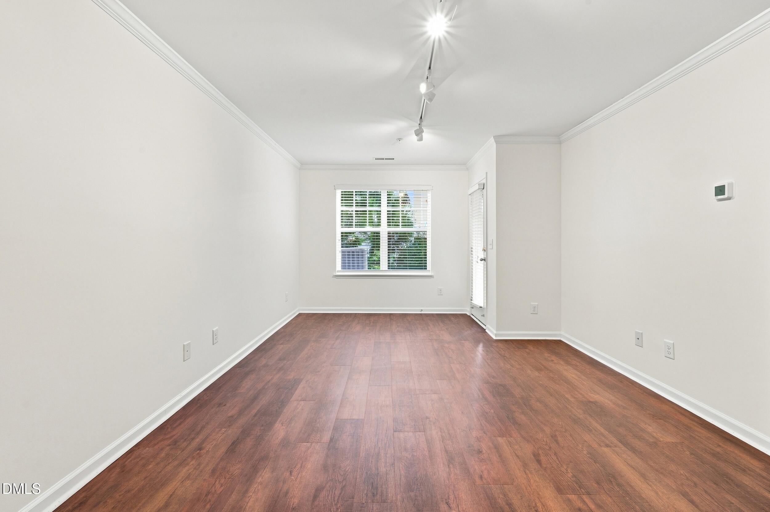 5918 Longeria Court