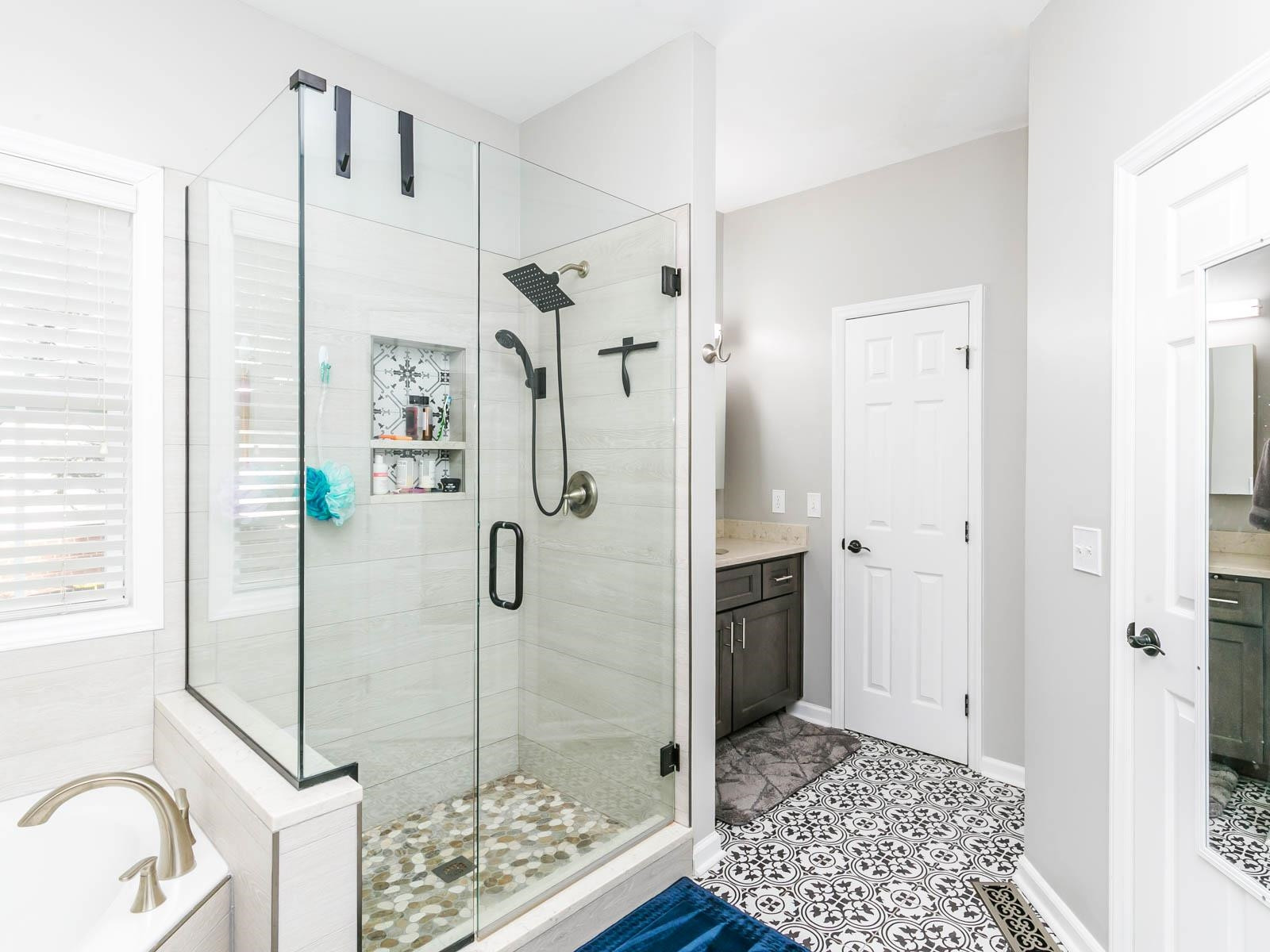 8704 Green Apple Court