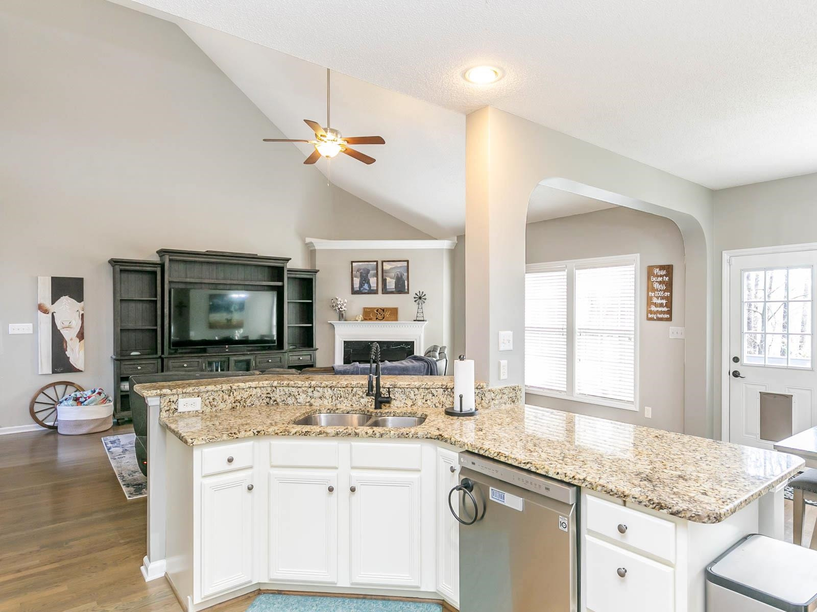 8704 Green Apple Court