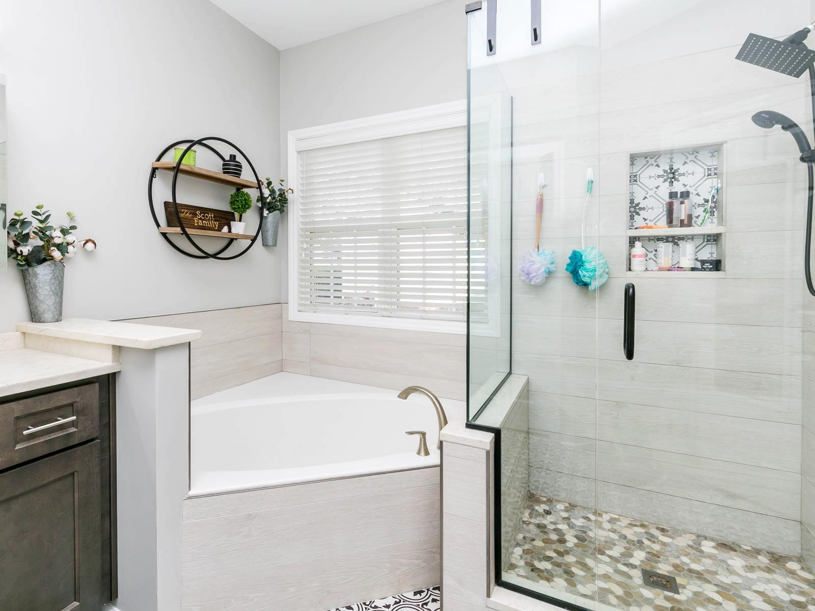 8704 Green Apple Court