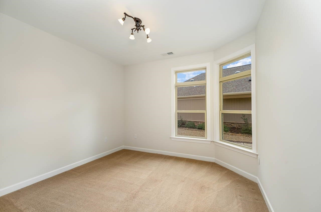 312 Summit View Loop