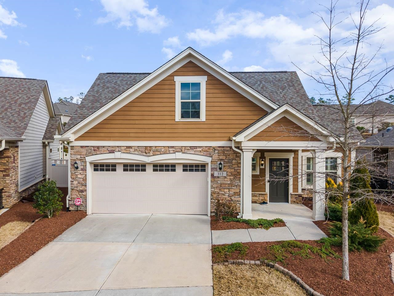 312 Summit View Loop