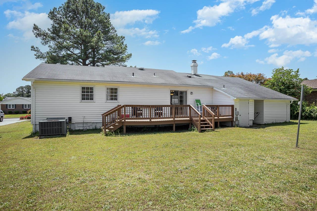 2212 Fieldcrest Road