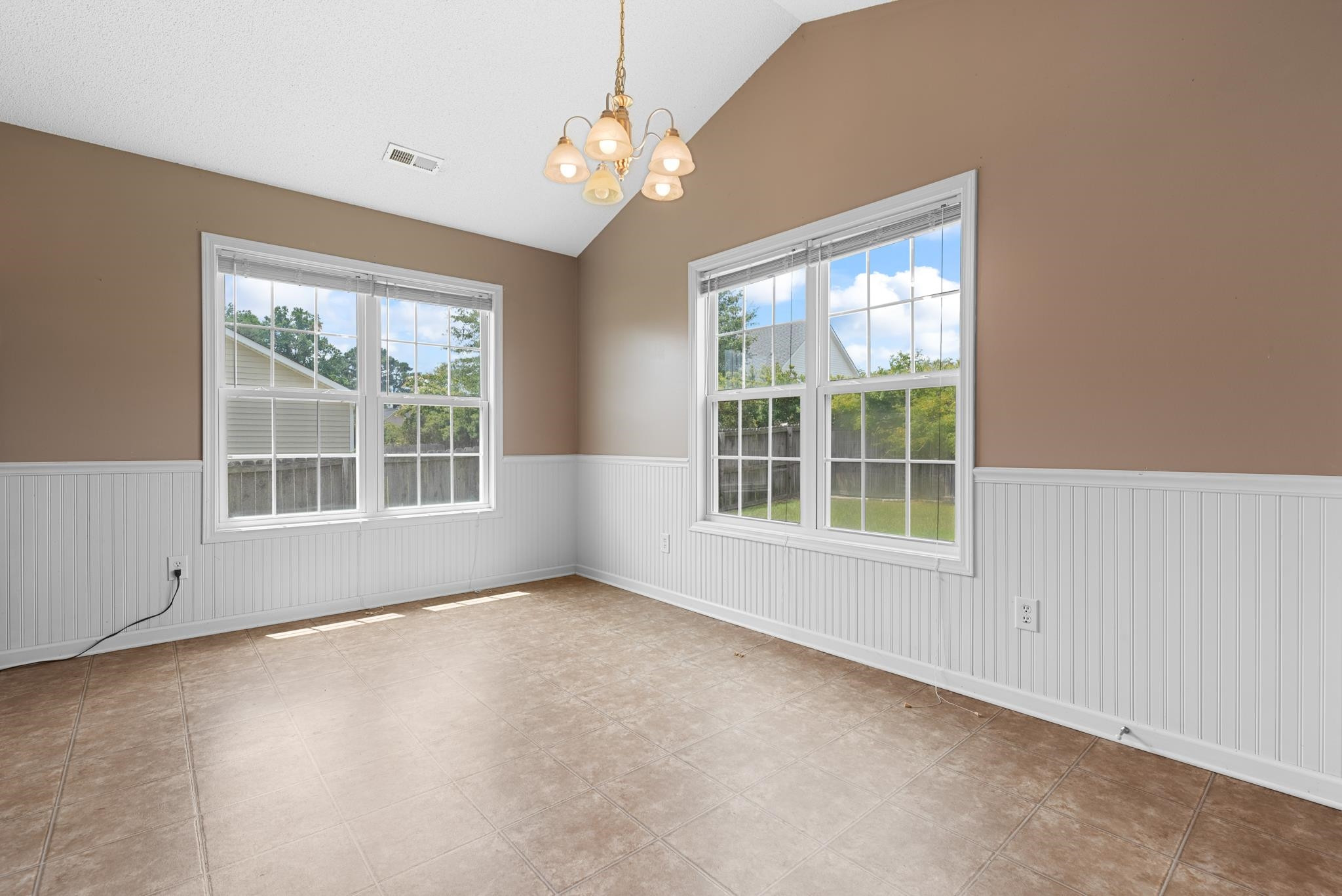 35 Newbury Drive
