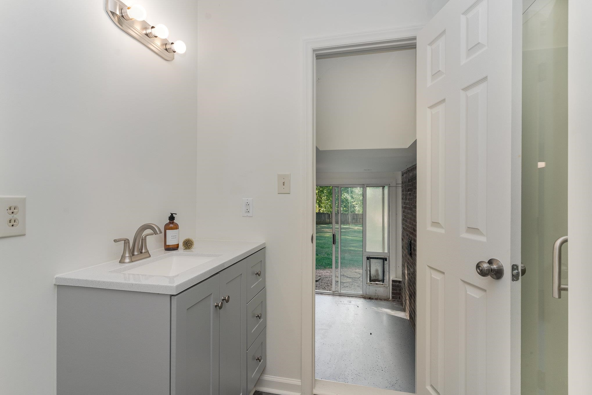 728 Malbay Lane