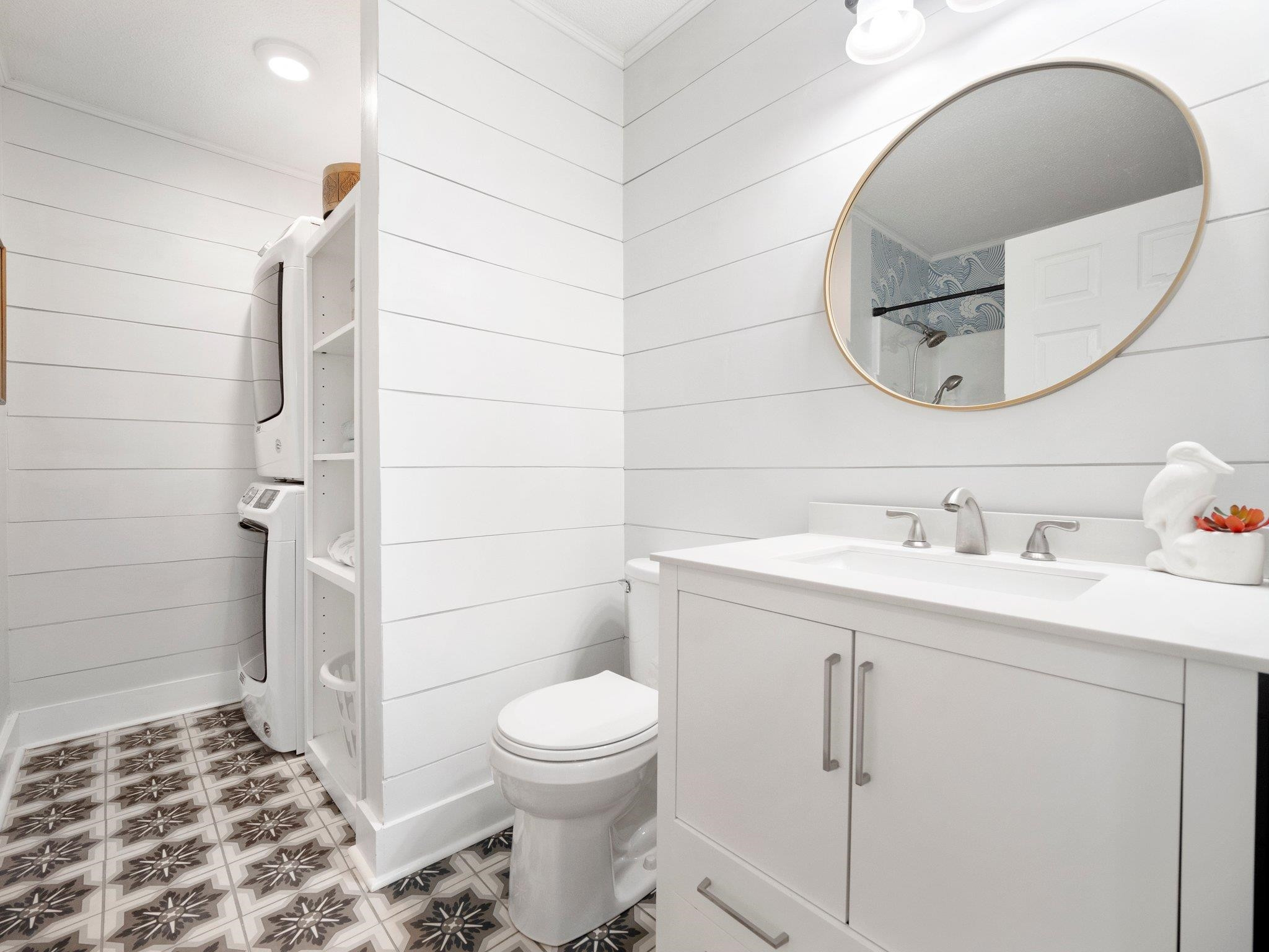 211 Honeysuckle Lane