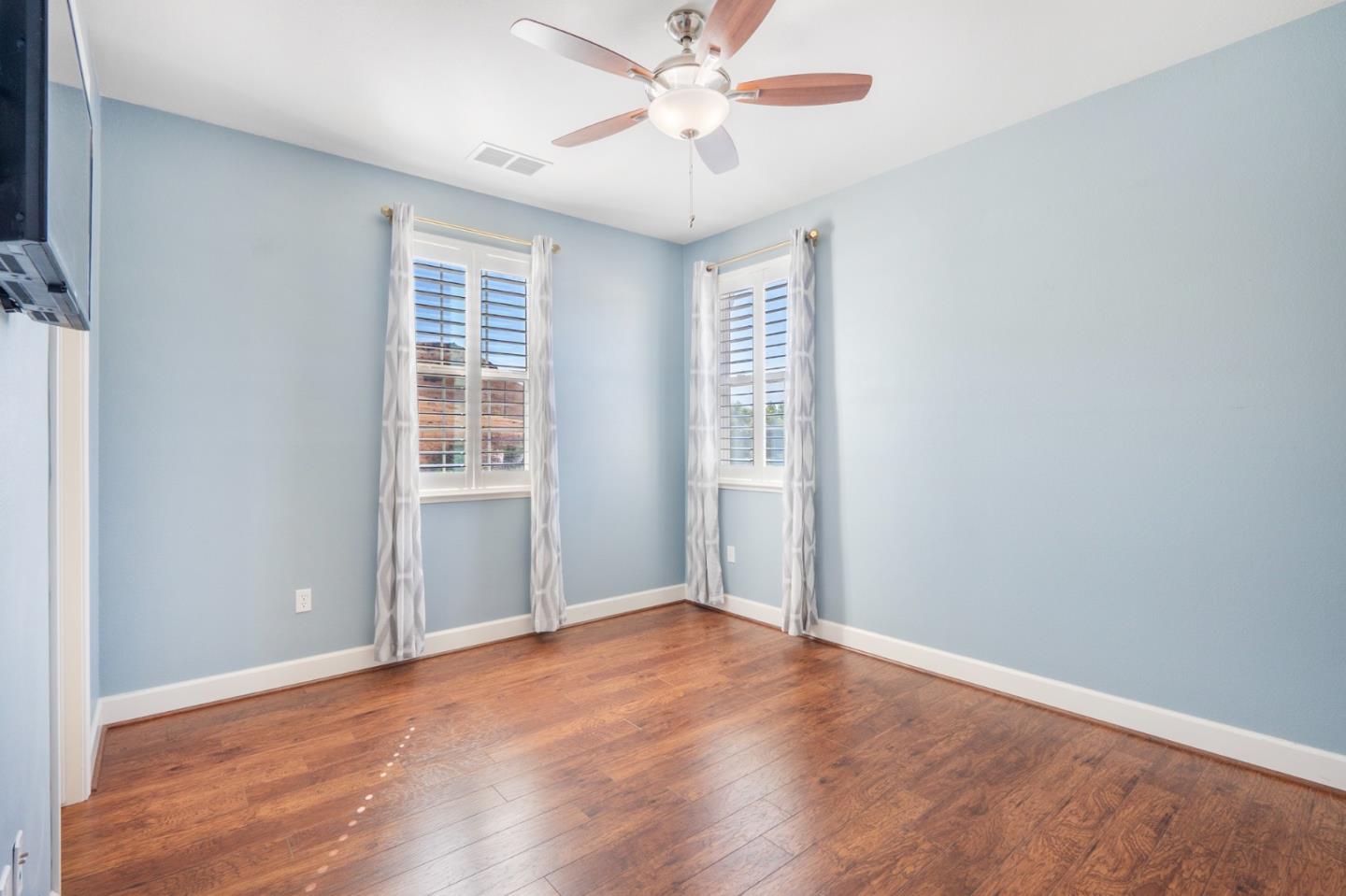 240 Basil AVE