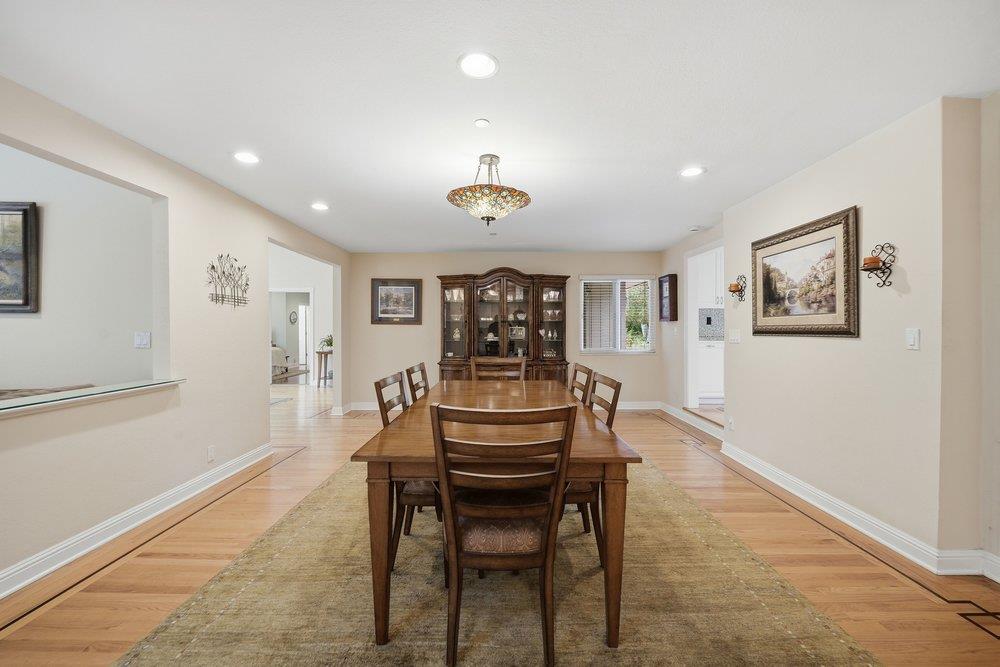 15190 Yvonne DR