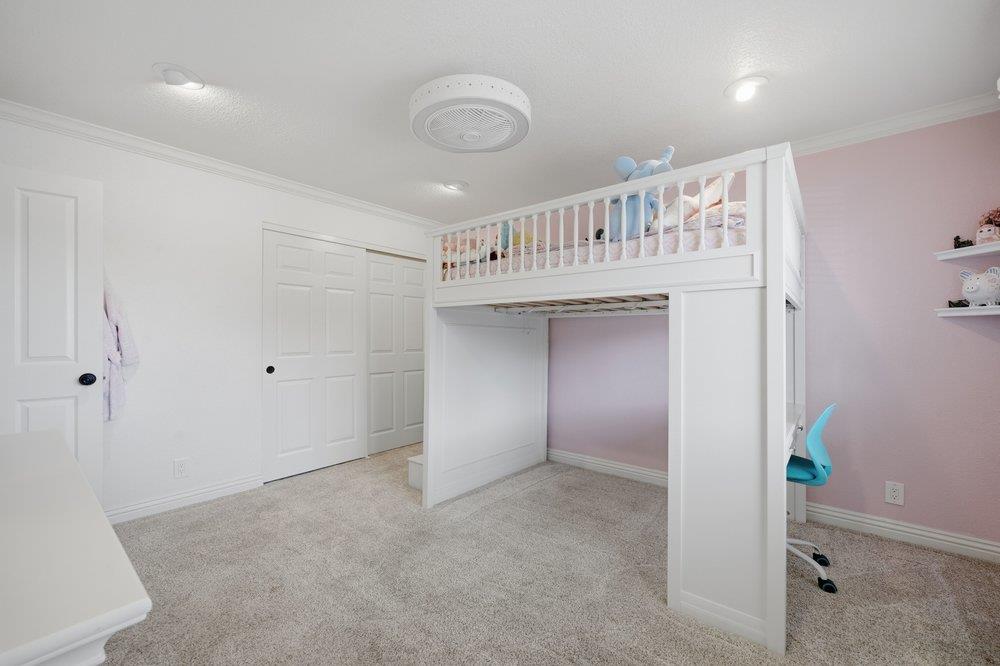 15640 La Sierra CT