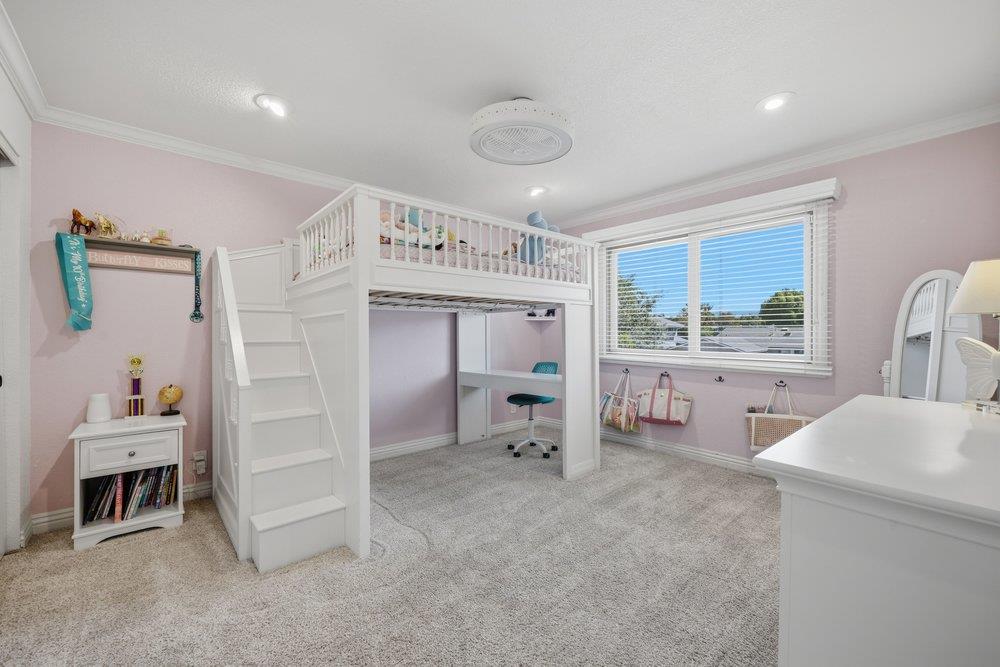 15640 La Sierra CT