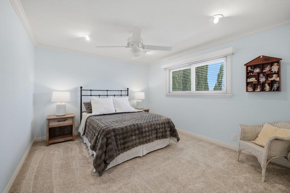 15640 La Sierra CT