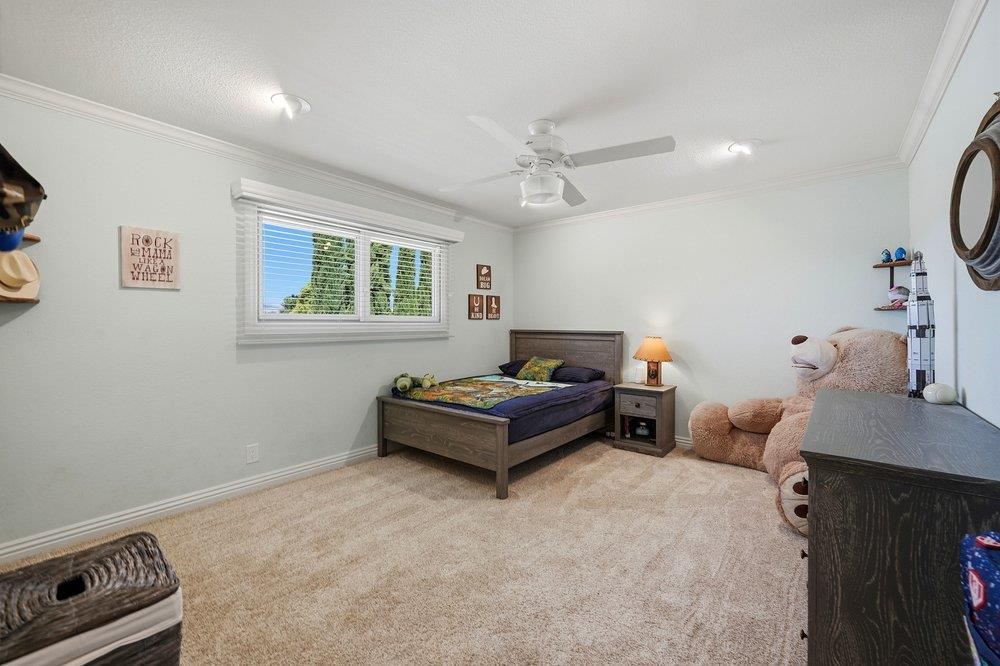 15640 La Sierra CT
