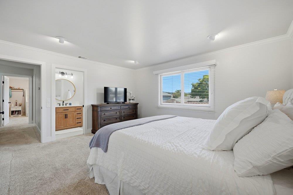 15640 La Sierra CT