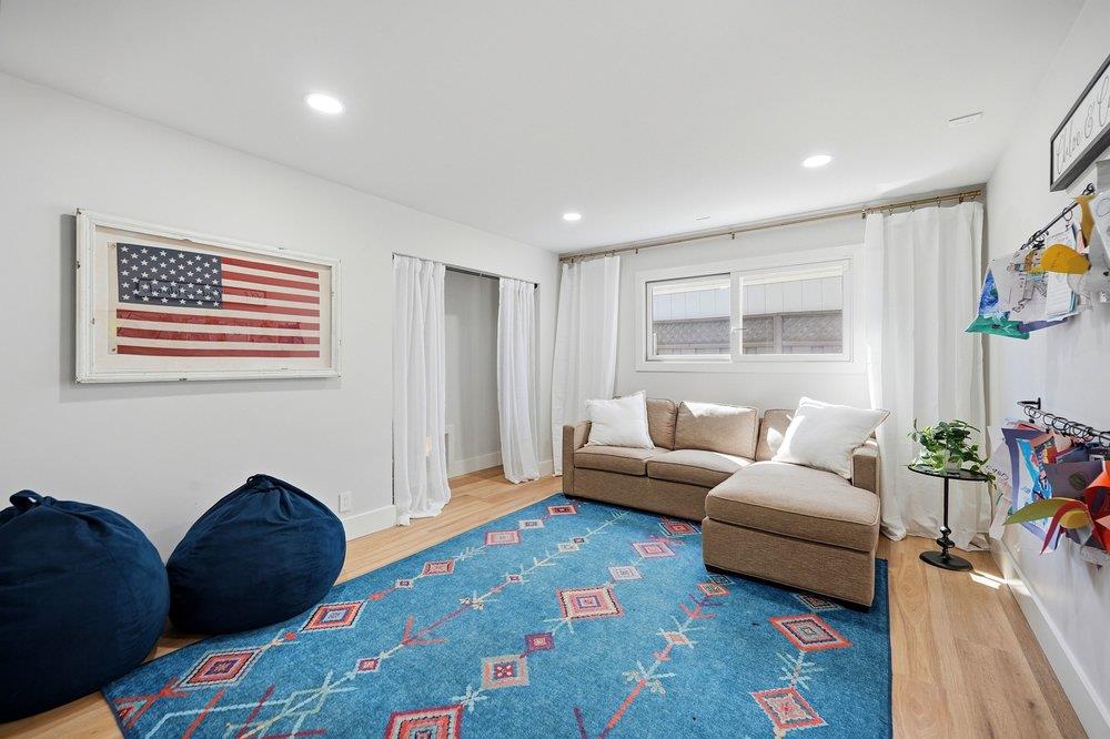 15640 La Sierra CT