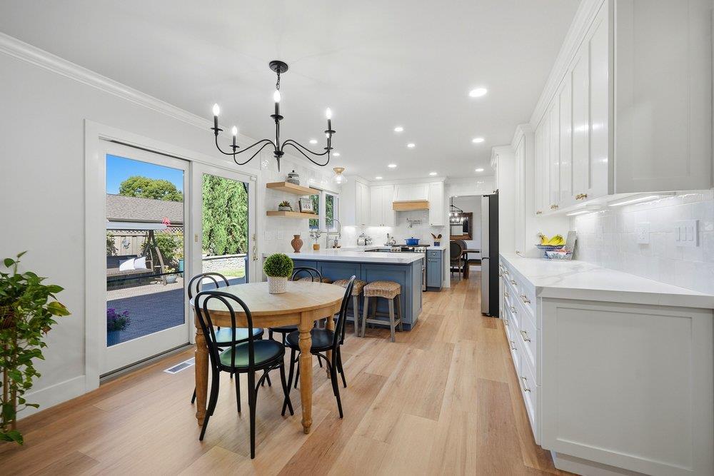15640 La Sierra CT