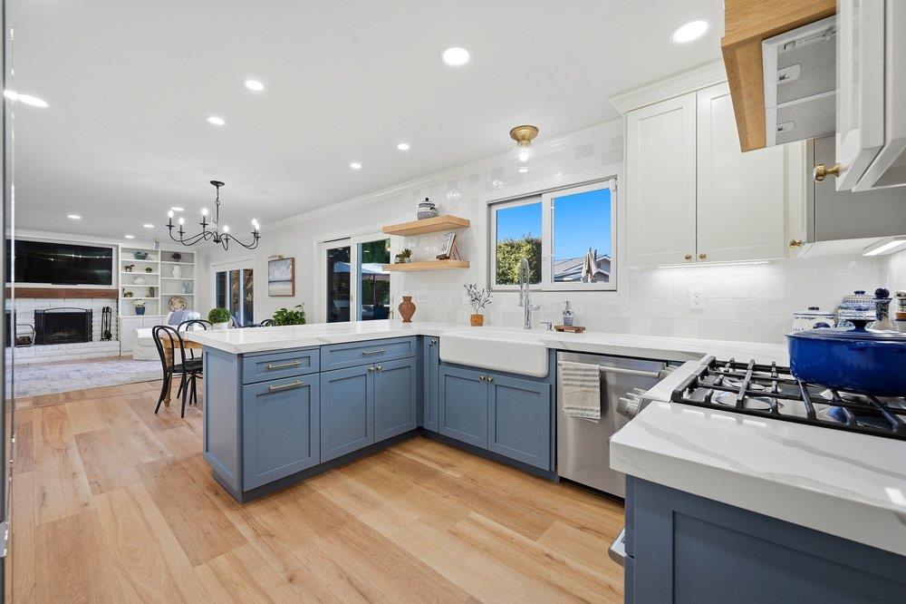 15640 La Sierra CT